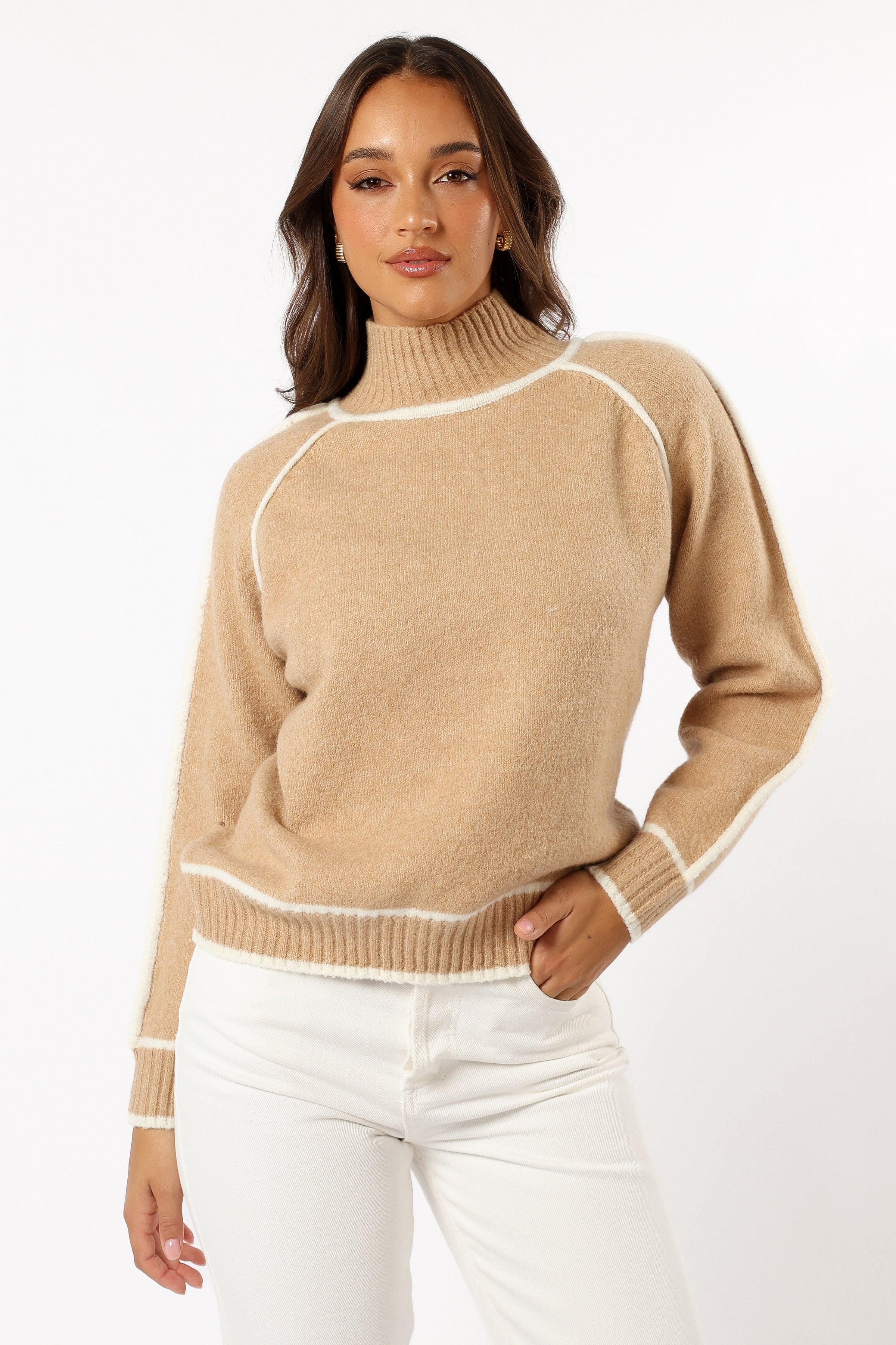 KNITWEAR Rylee Contrast Hem Knit Sweater - Camel