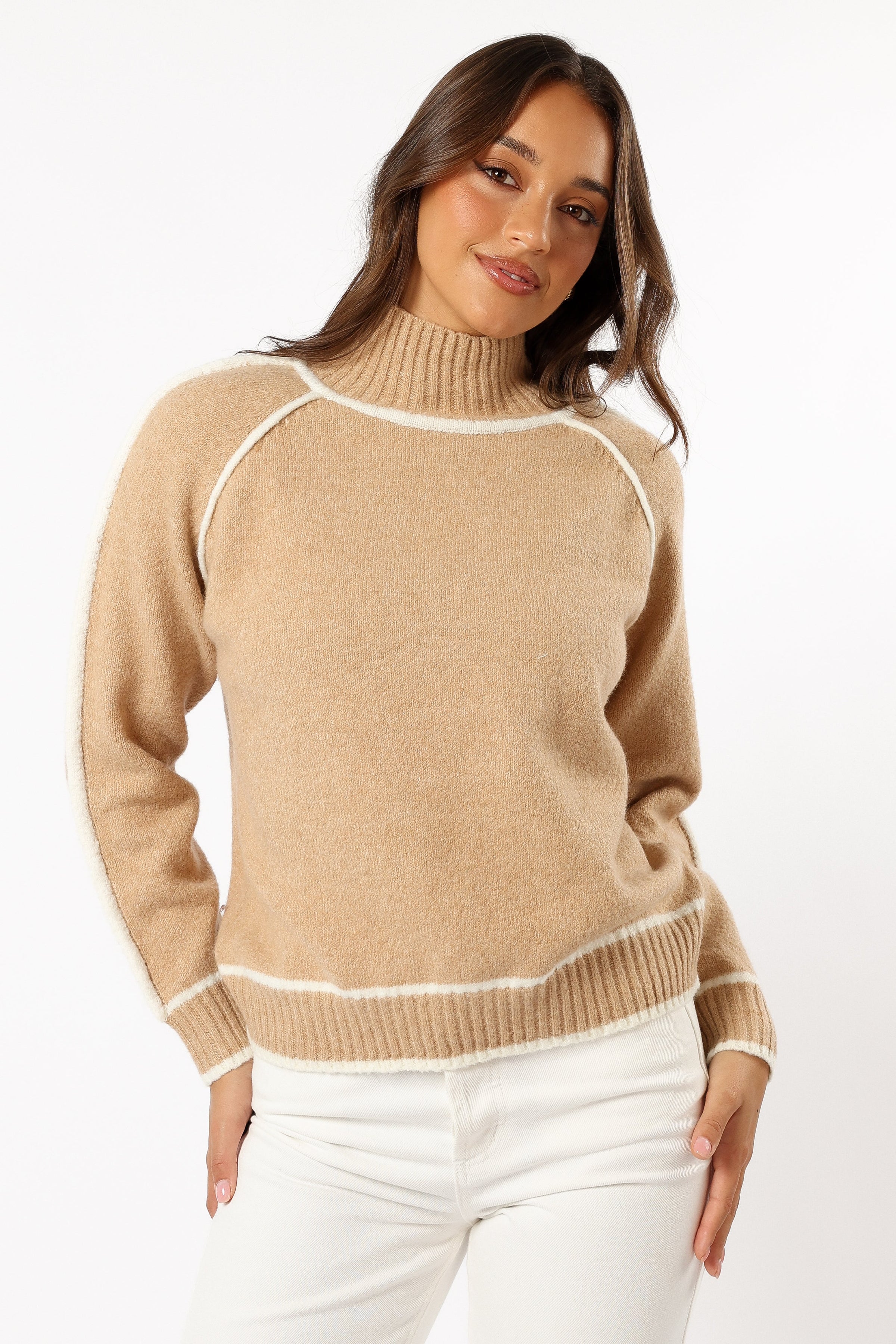 KNITWEAR Rylee Contrast Hem Knit Sweater - Camel