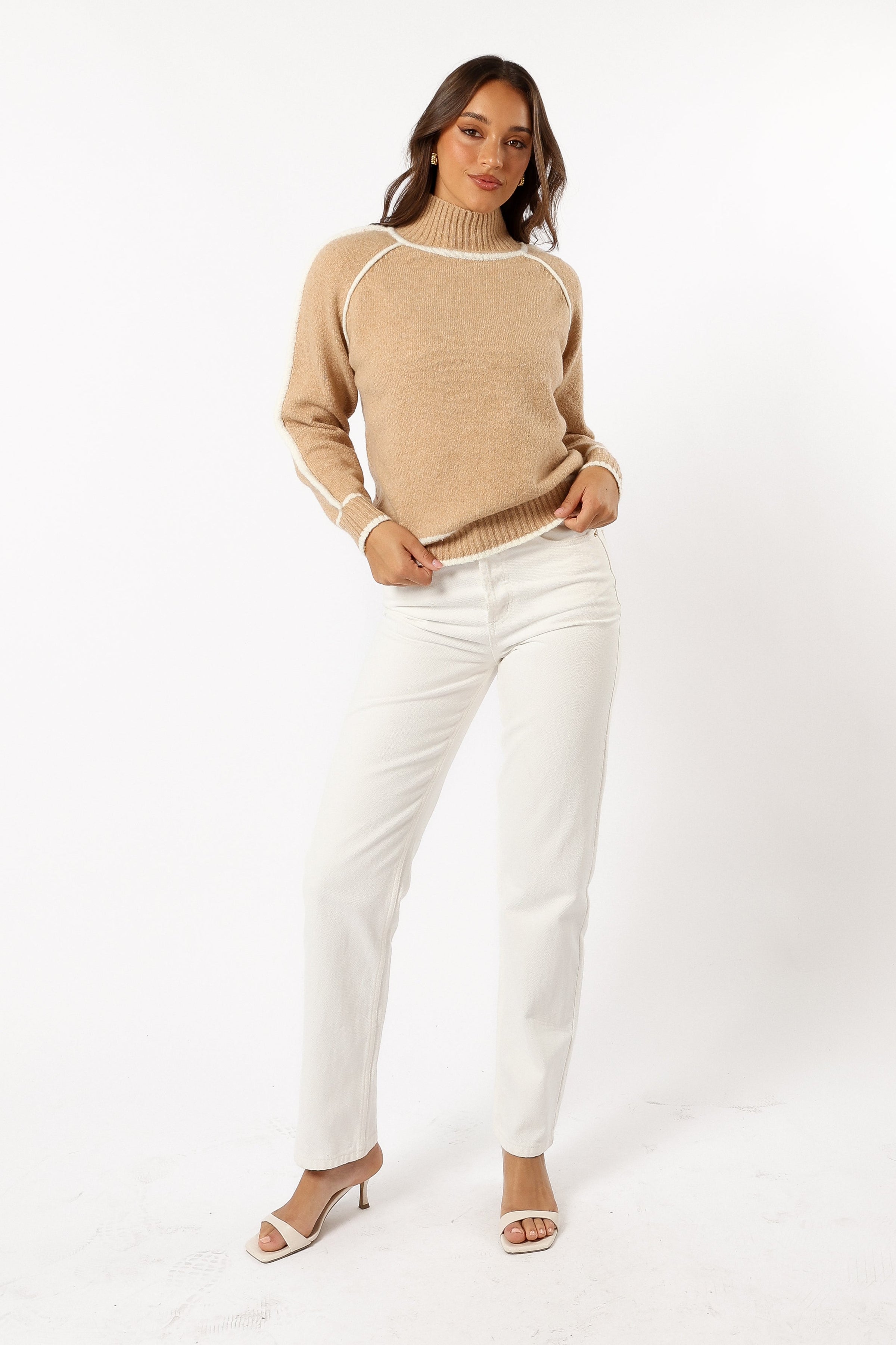 KNITWEAR Rylee Contrast Hem Knit Sweater - Camel