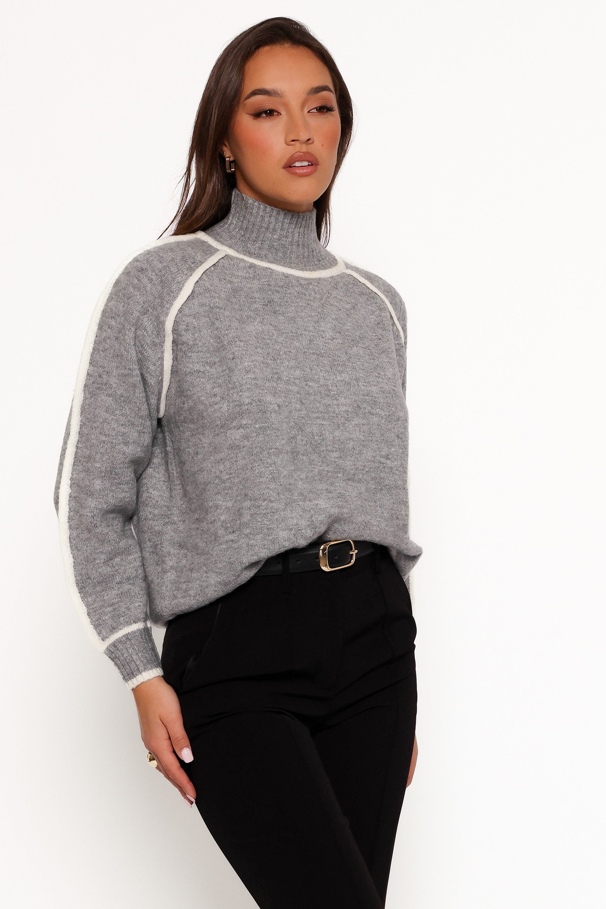 KNITWEAR Rylee Contrast Hem Knit Sweater - Grey