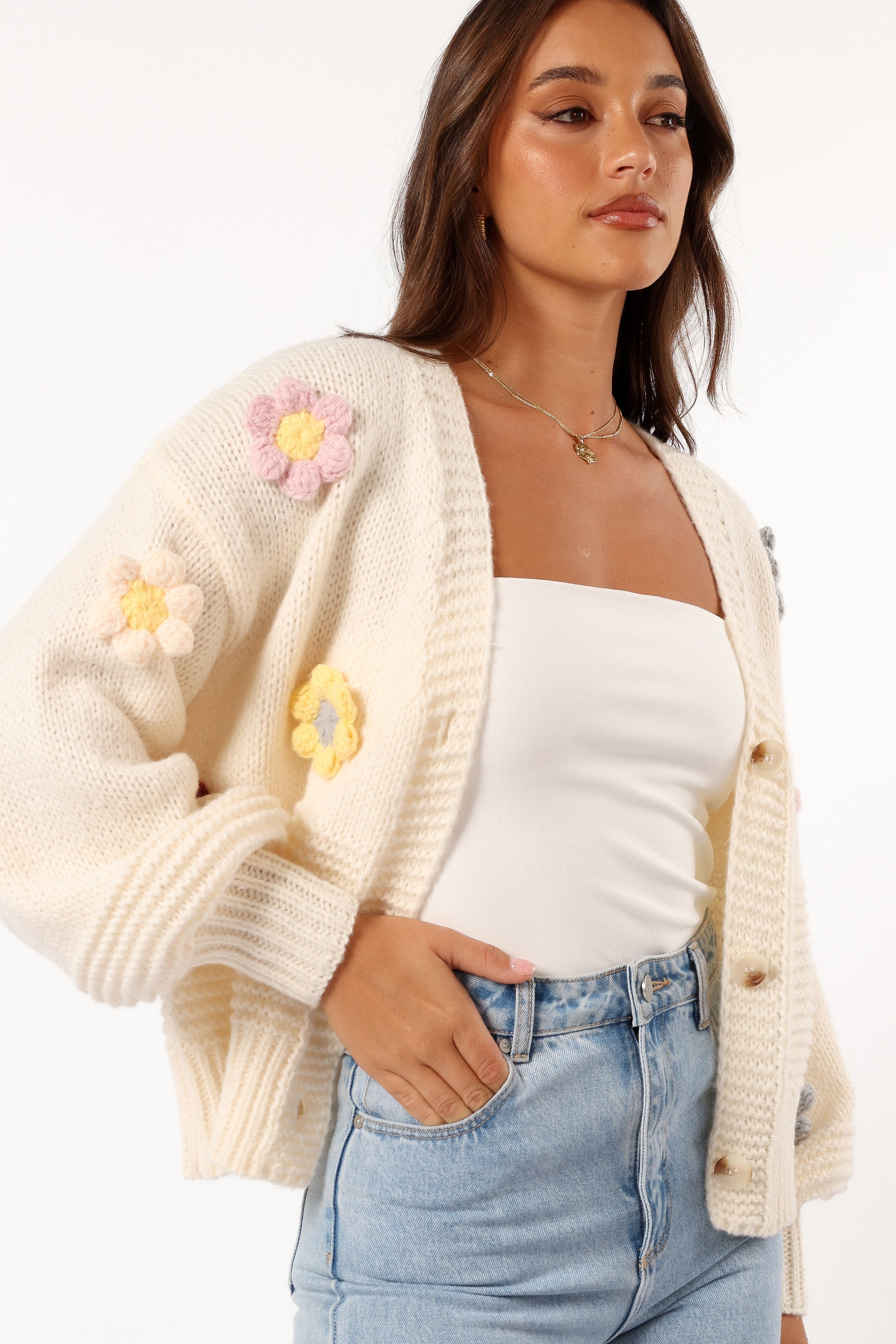 KNITWEAR Sienna Flower Cardigan - Cream