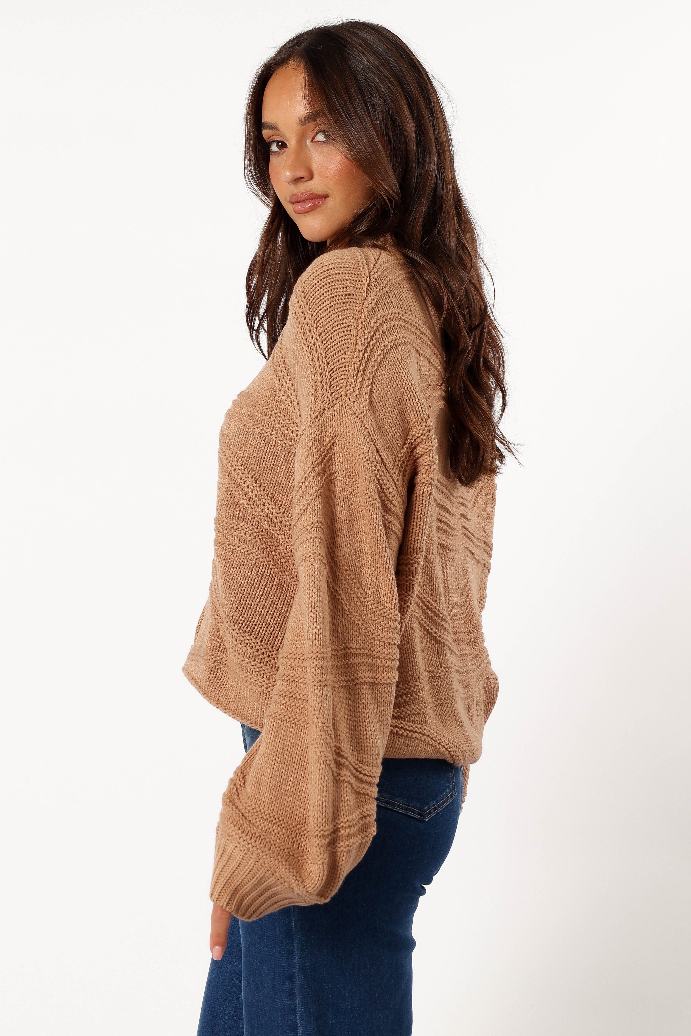 KNITWEAR @Talulla Texture Pattern Knit Sweater - Taupe