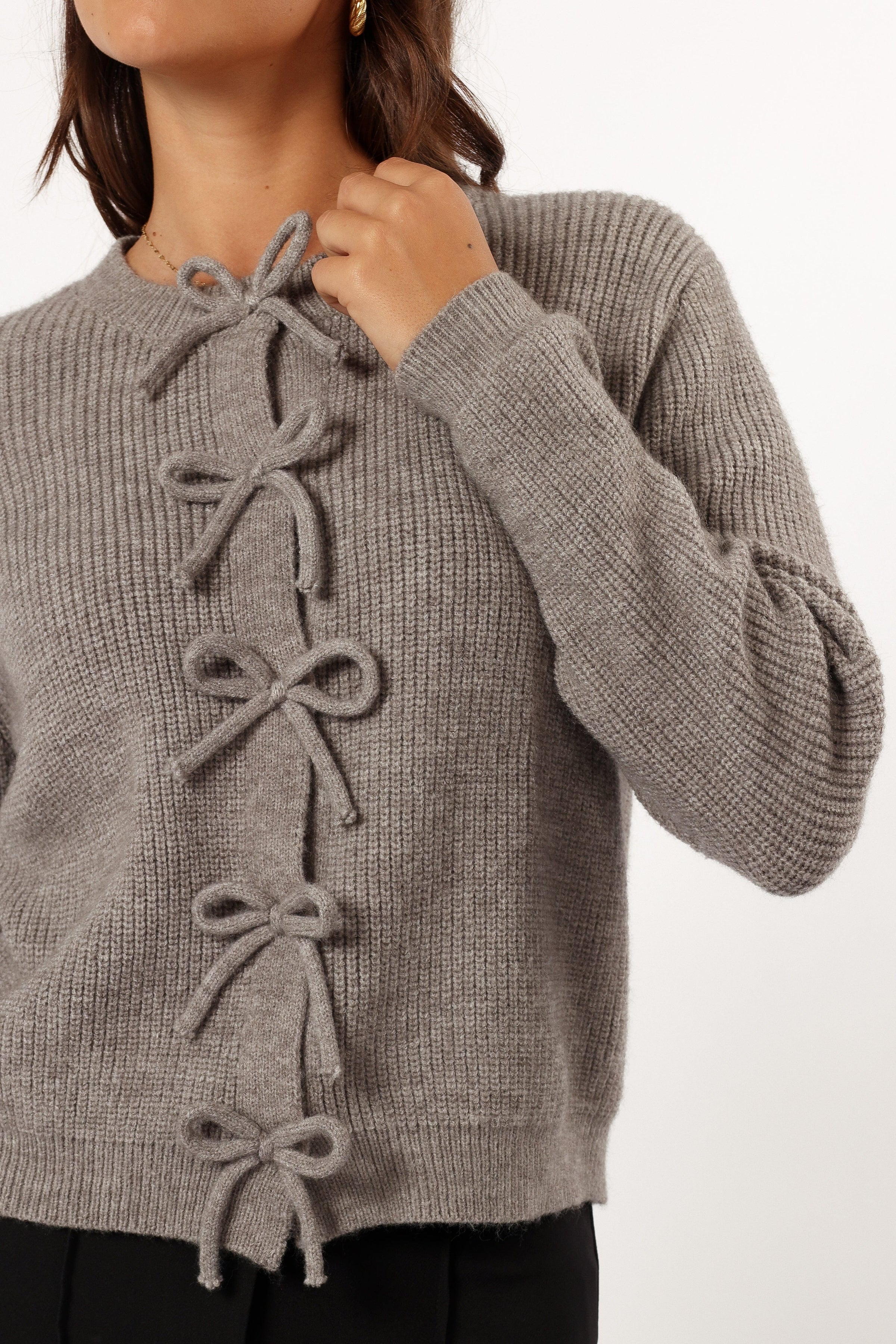 KNITWEAR Wilde Bow Front Cardigan - Light Grey