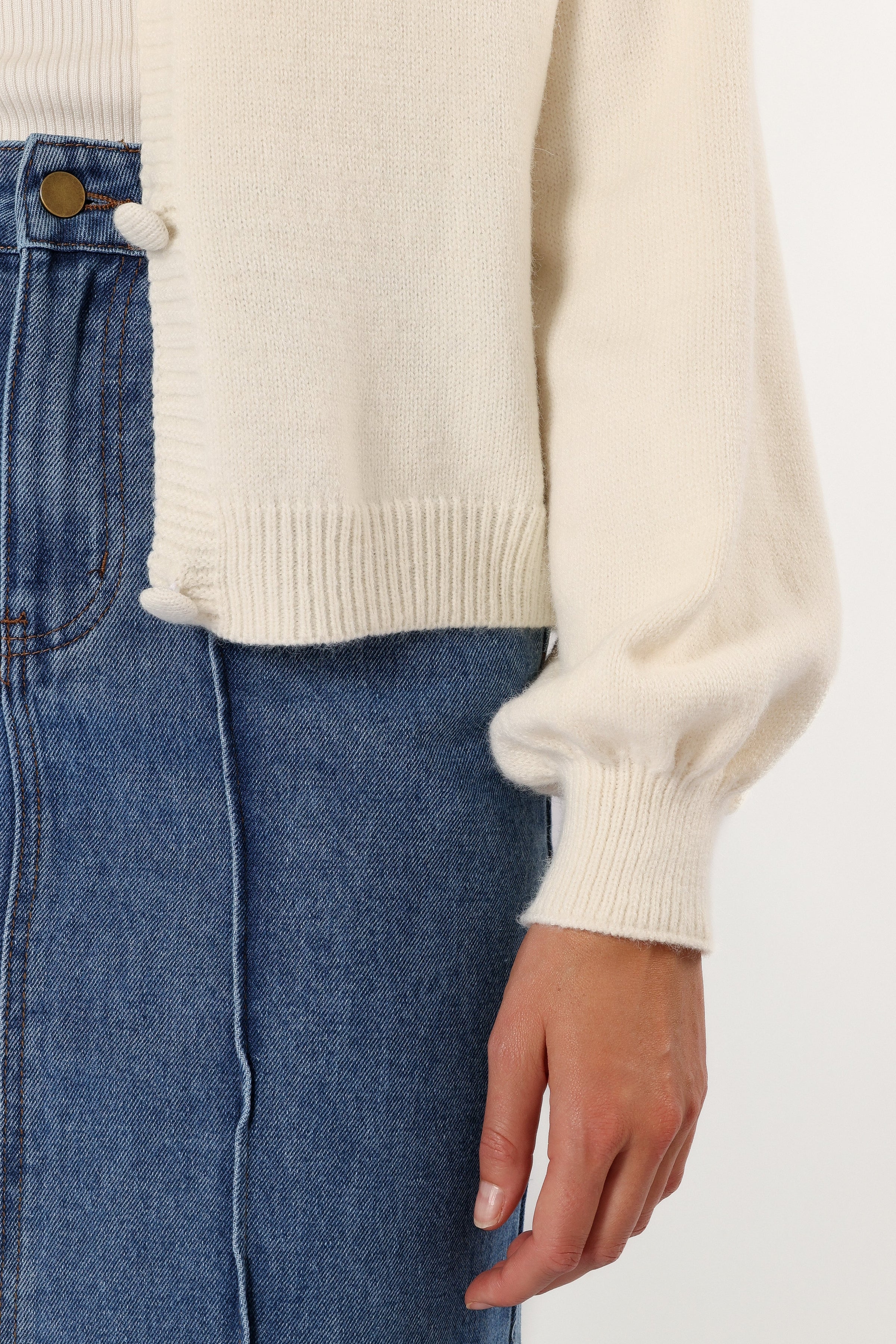KNITWEAR @Xadie Bell Sleeve Cardigan - Cream (Hold for Cool Beginnings)