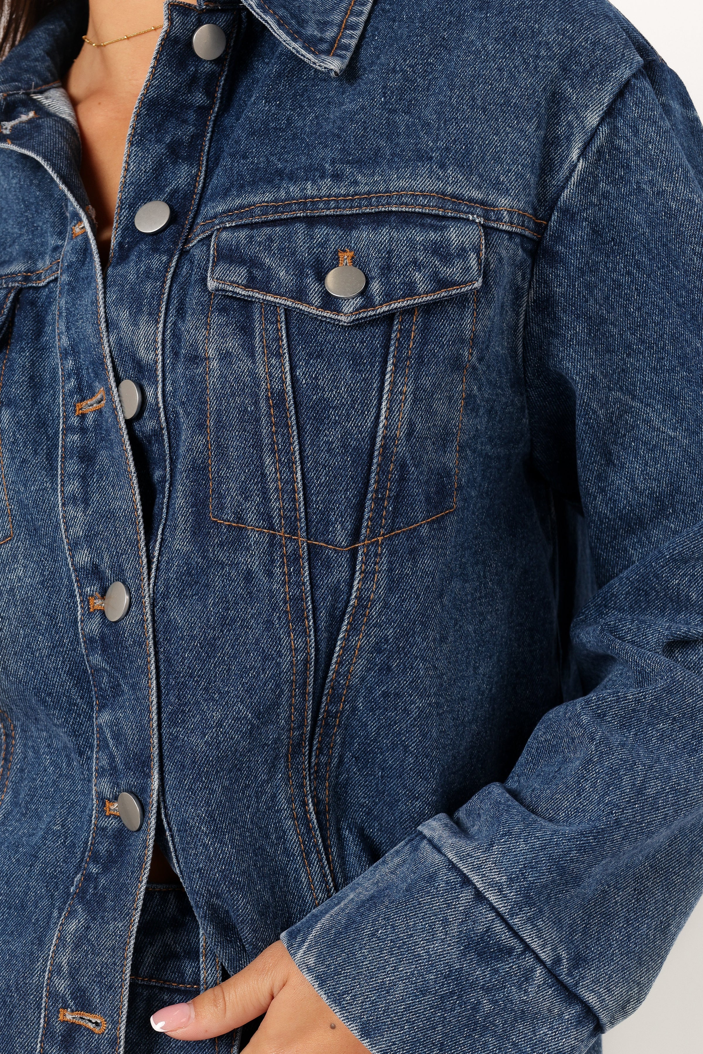OUTERWEAR @Alba Denim Jacket - Denim (Hold for Winter Essentials)