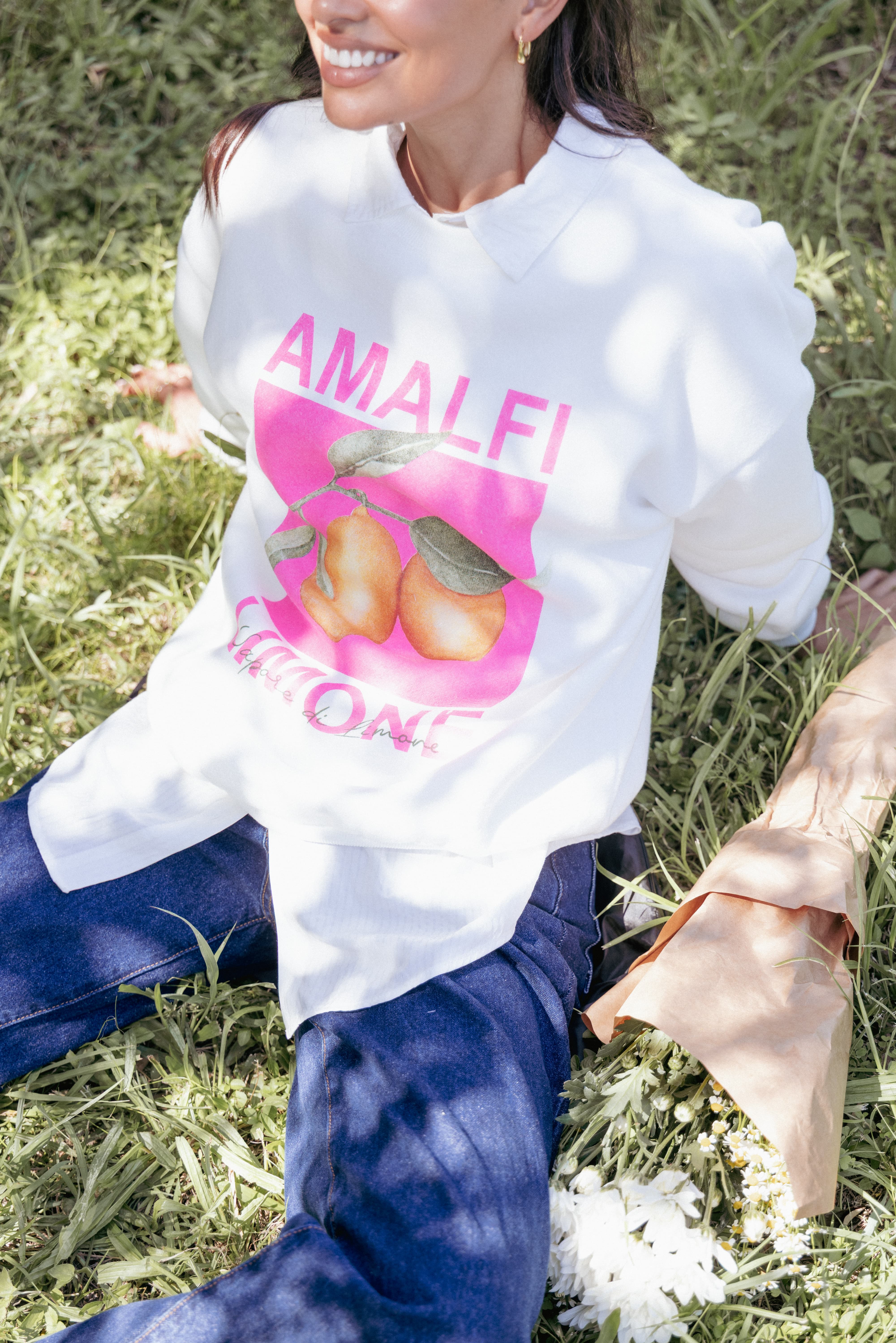 OUTERWEAR Amalfi Graphic Sweatshirt - White
