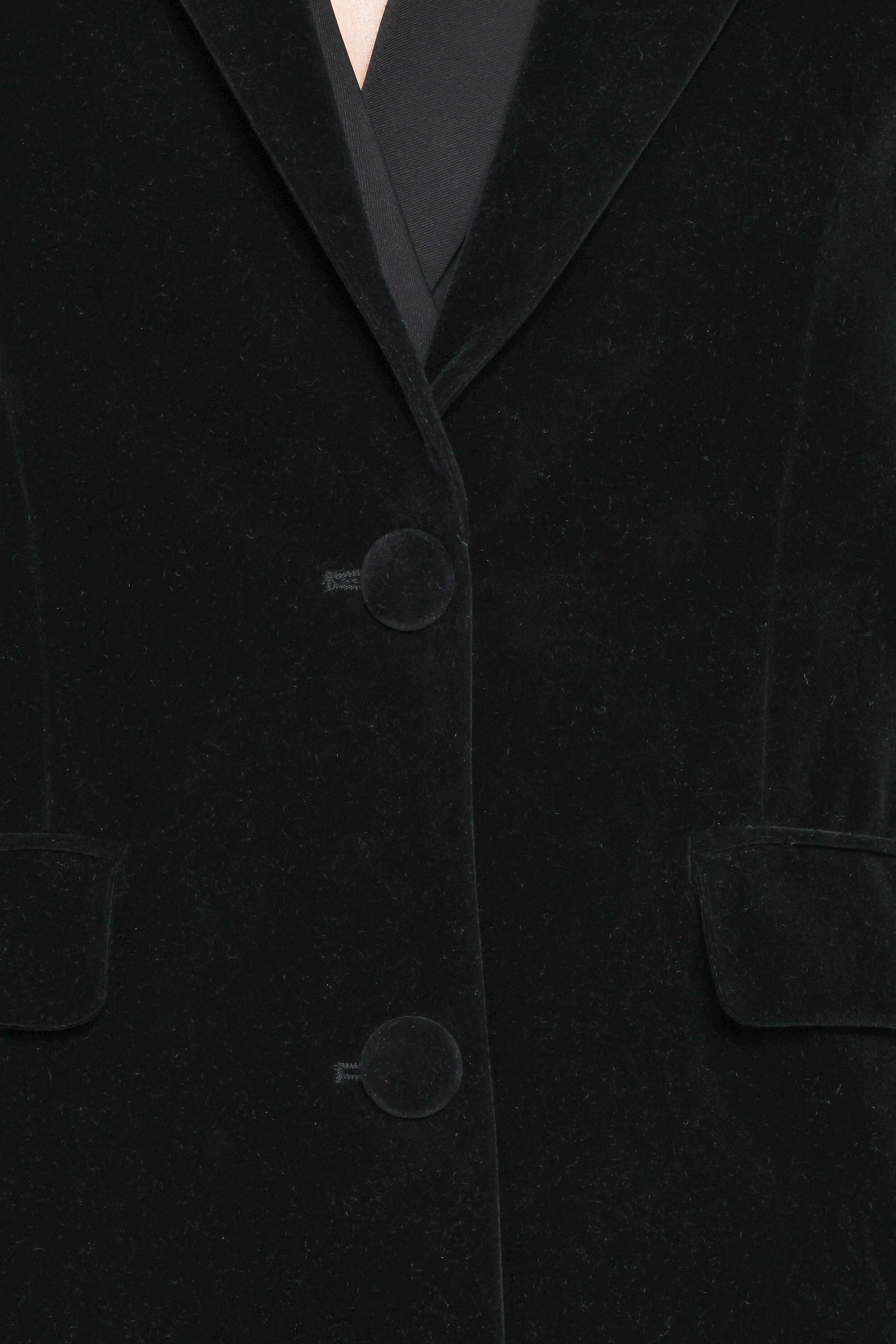 OUTERWEAR Clive Velvet Blazer - Black