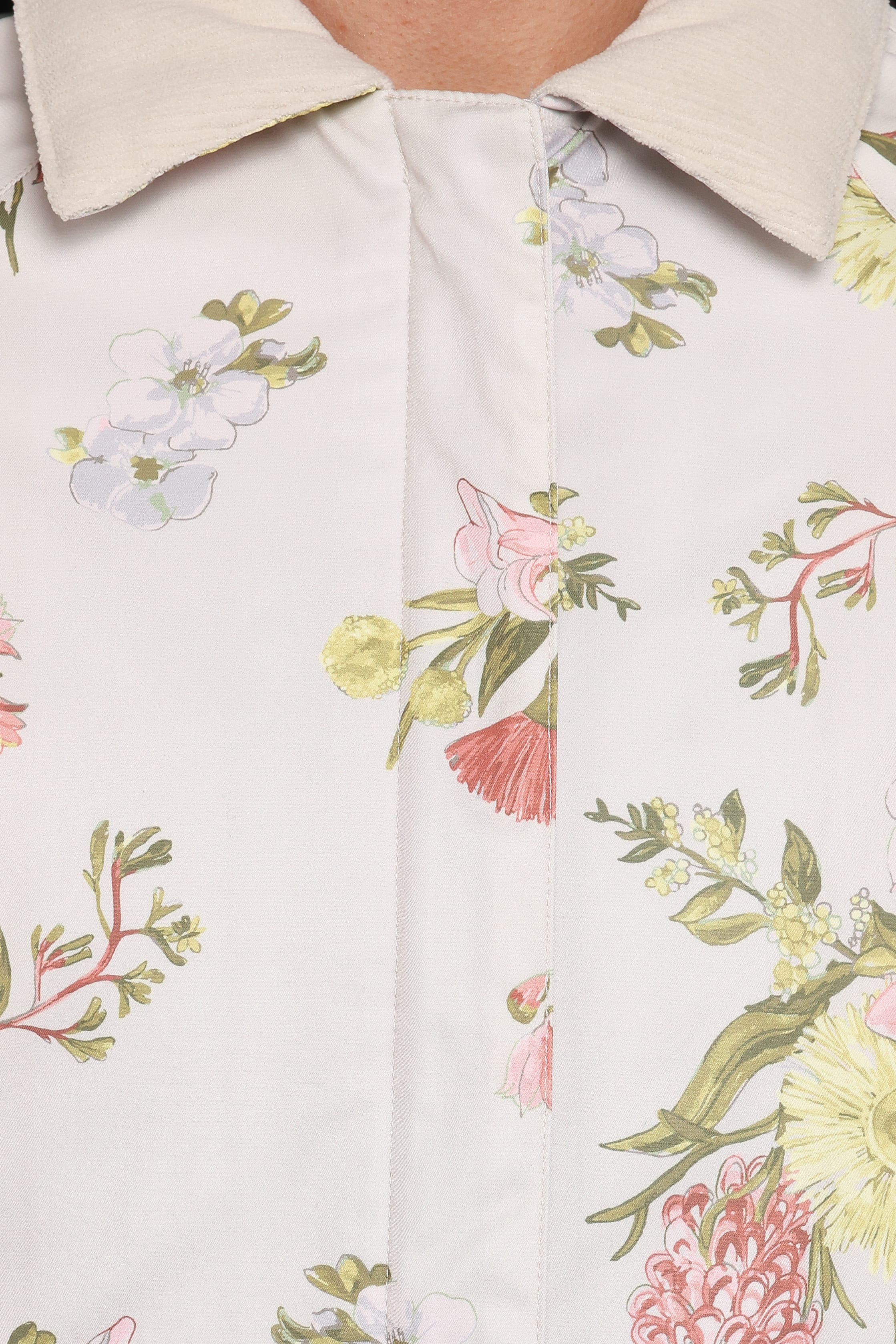OUTERWEAR Danica Barn Jacket - Khaki Floral