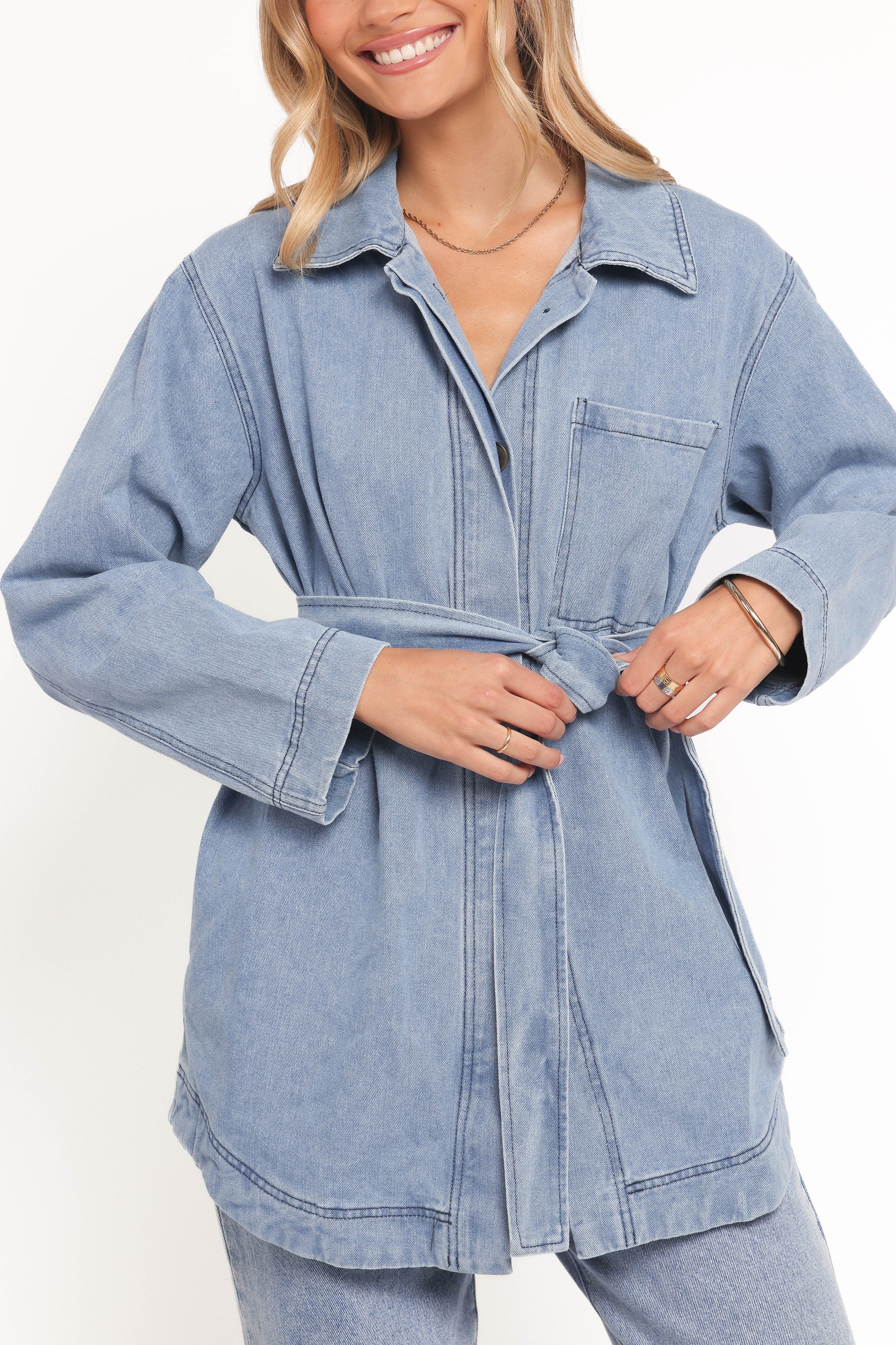 OUTERWEAR Donovan Denim Tie Jacket - Light Denim