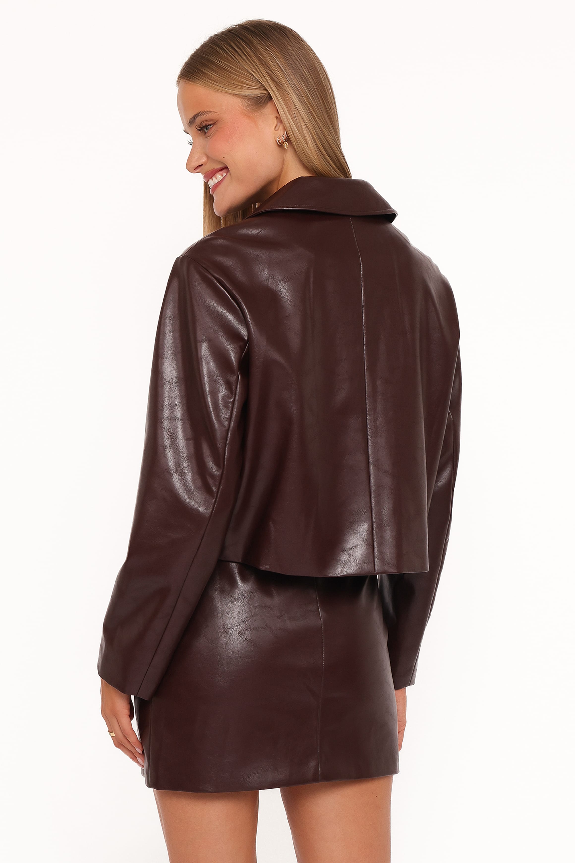 OUTERWEAR Haylie Crop Faux Leather Jacket - Burgundy