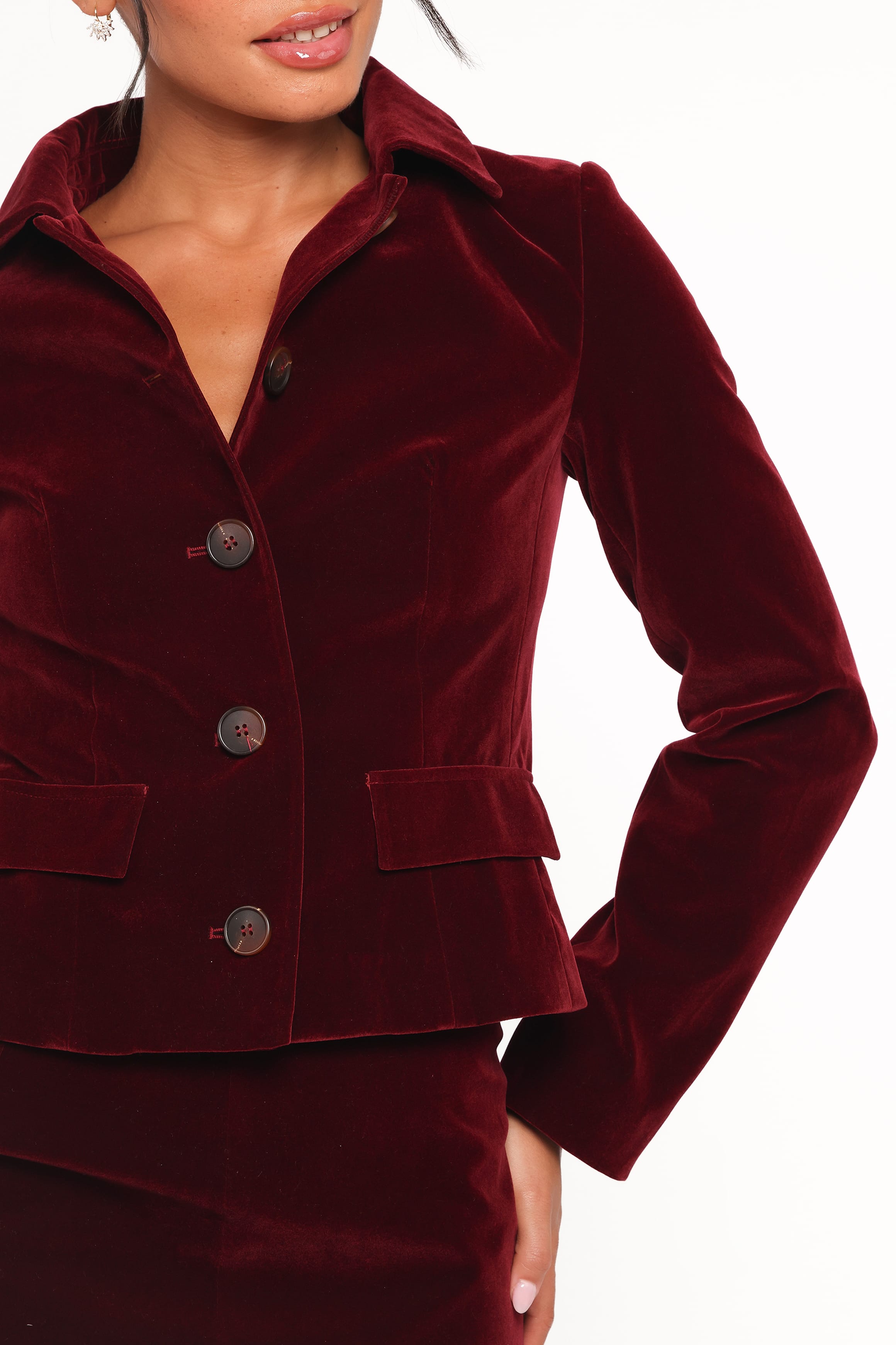 OUTERWEAR Lainey Velvet Cropped Jacket - Burgundy