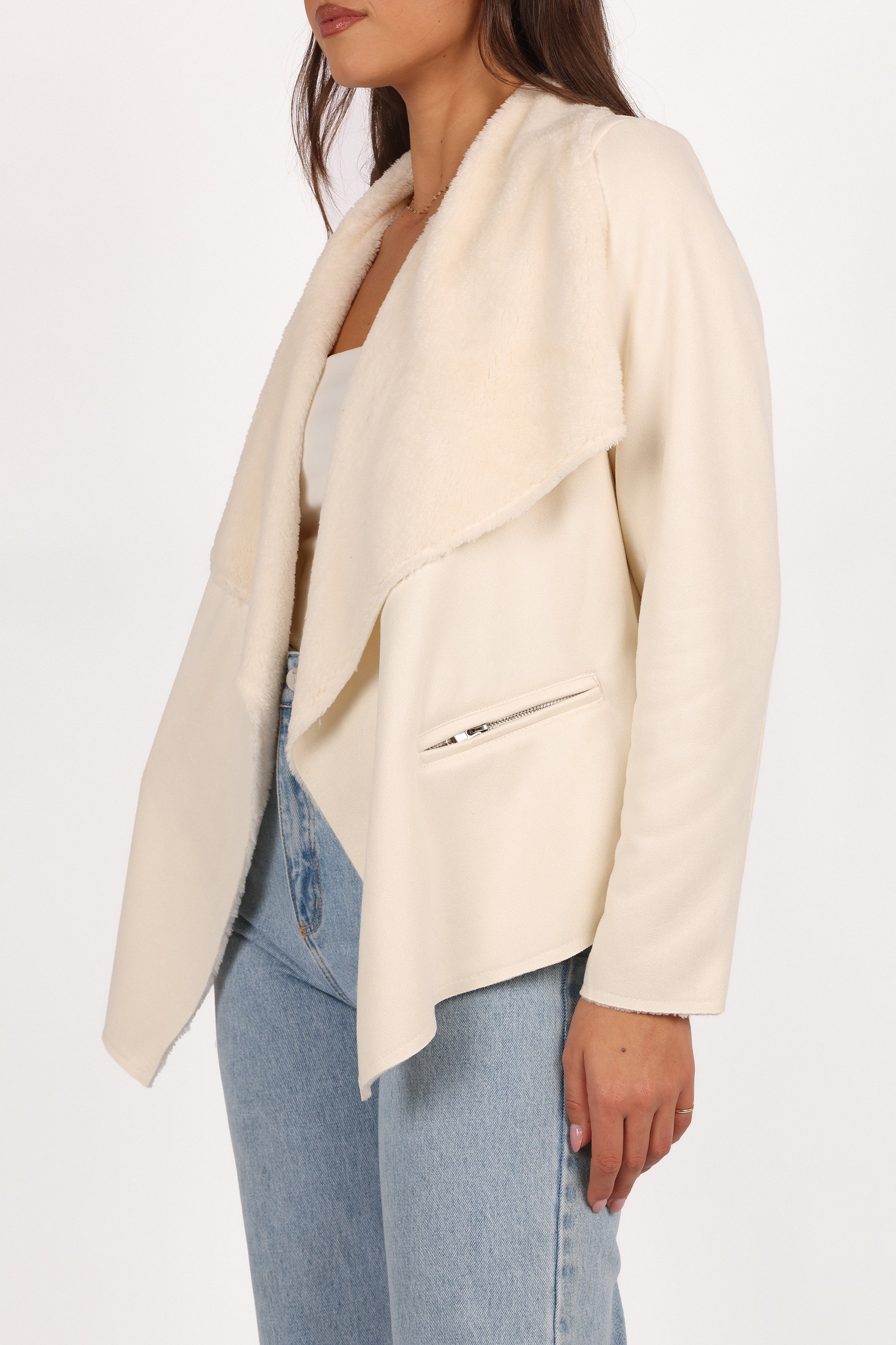 OUTERWEAR Lopez Faux Sherling Jacket - Cream