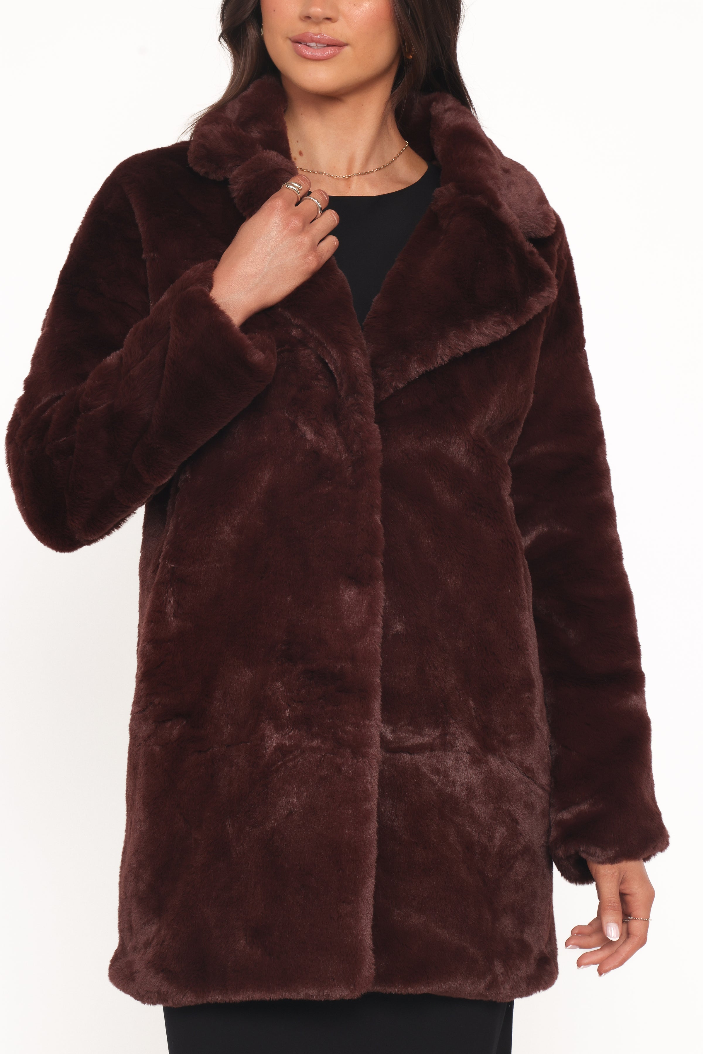 OUTERWEAR Meeka Faux Fur Jacket - Burgundy