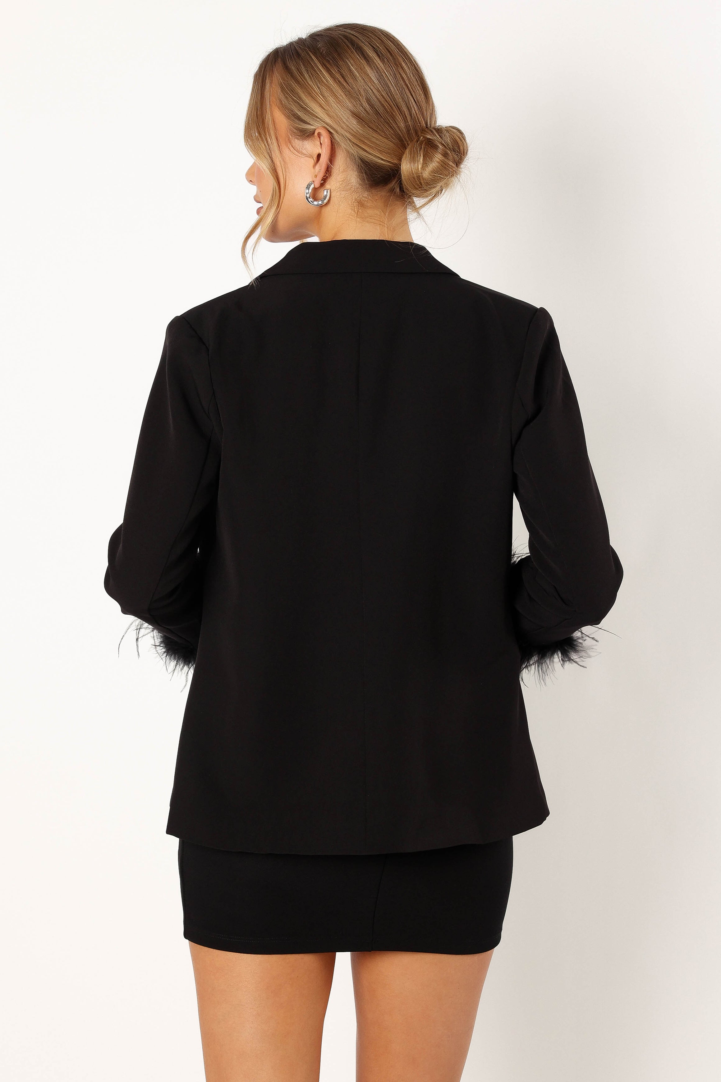 OUTERWEAR @Rosemary Faux Feather Sleeve Blazer - Black