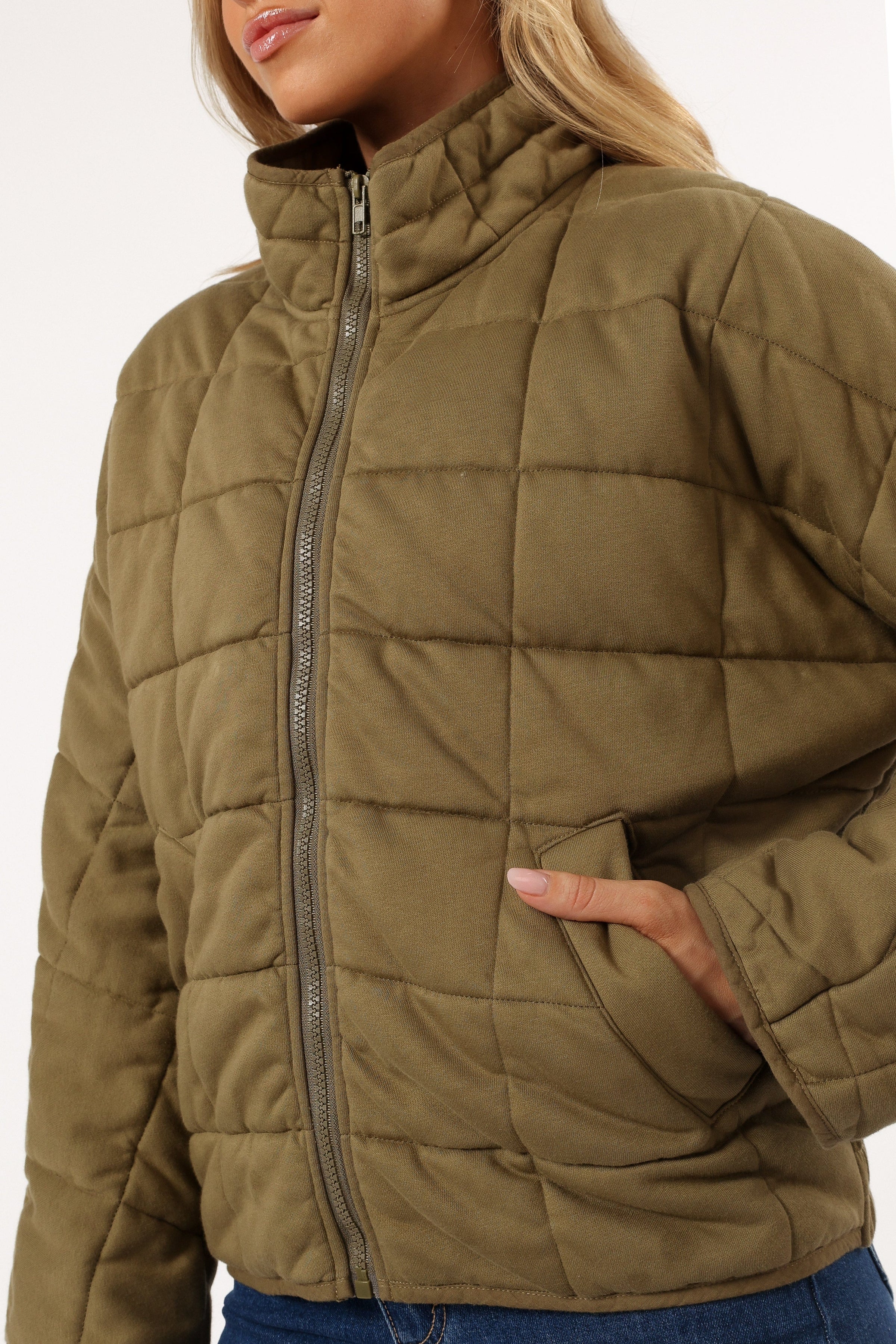 OUTERWEAR Sutton Jacket - Light Olive