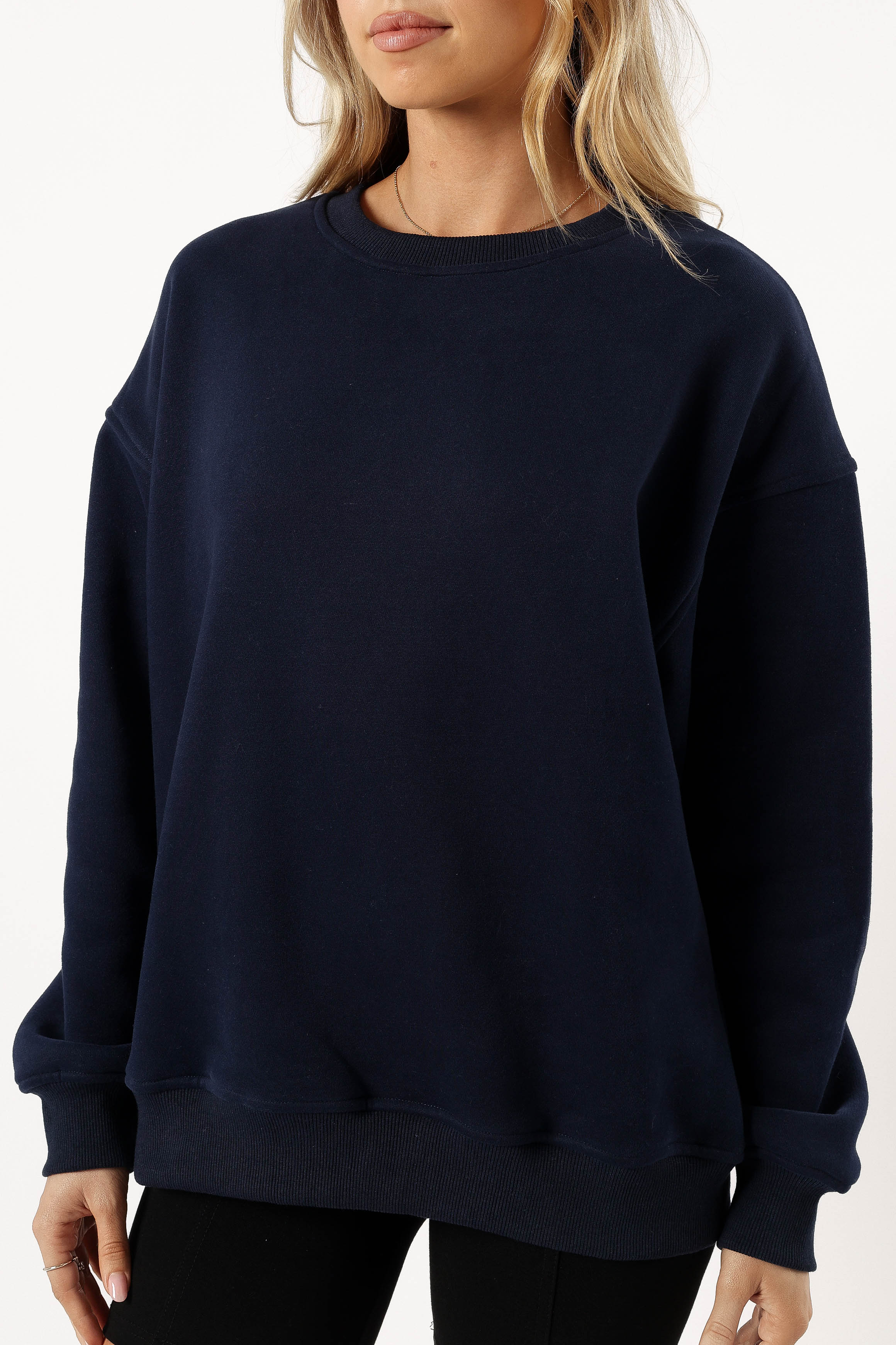 OUTERWEAR @Wrenley Be Kind Sweatshirt - Navy