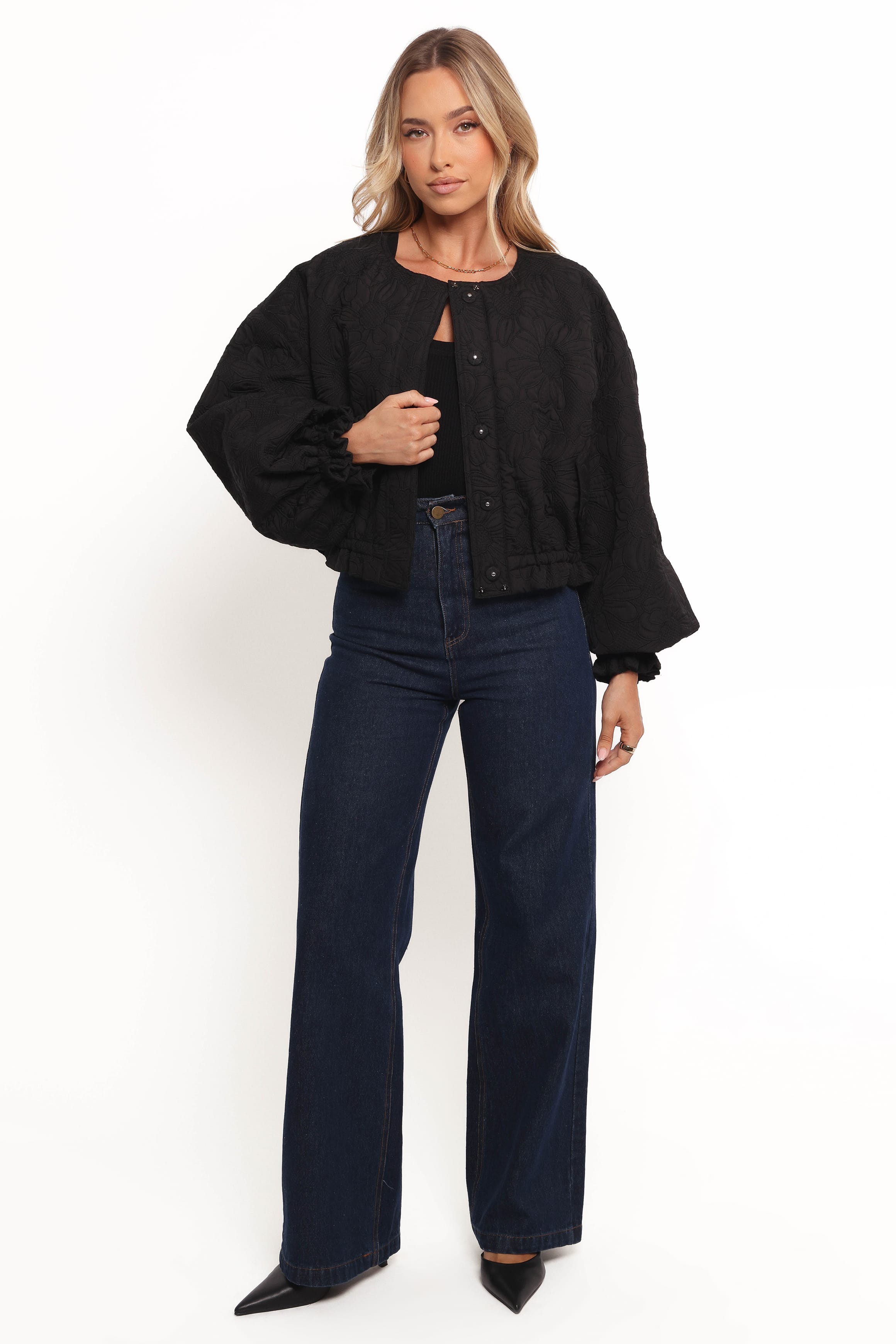 OUTERWEAR Yuki Tonal Embroidered Flower Jacket - Black