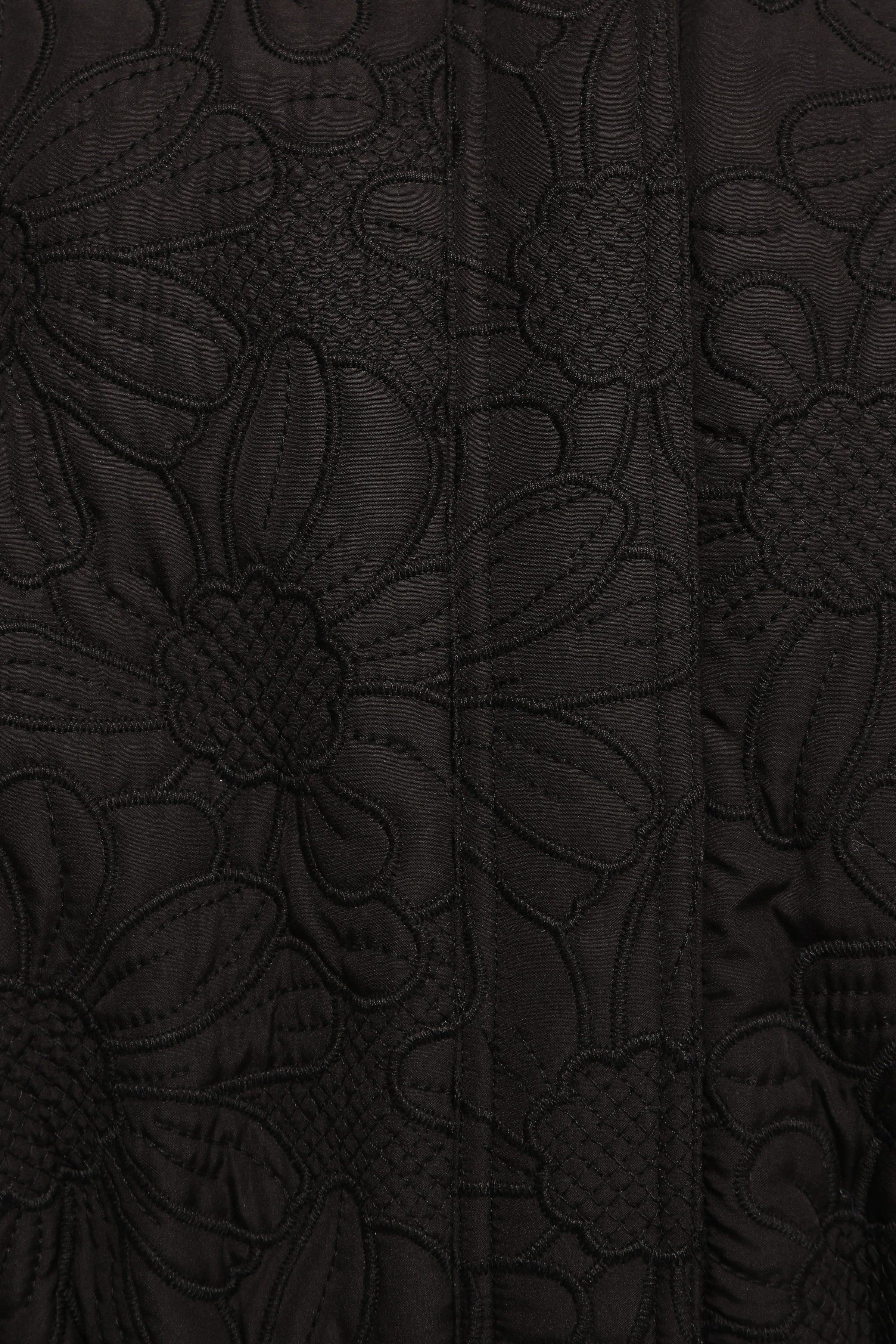 OUTERWEAR Yuki Tonal Embroidered Flower Jacket - Black