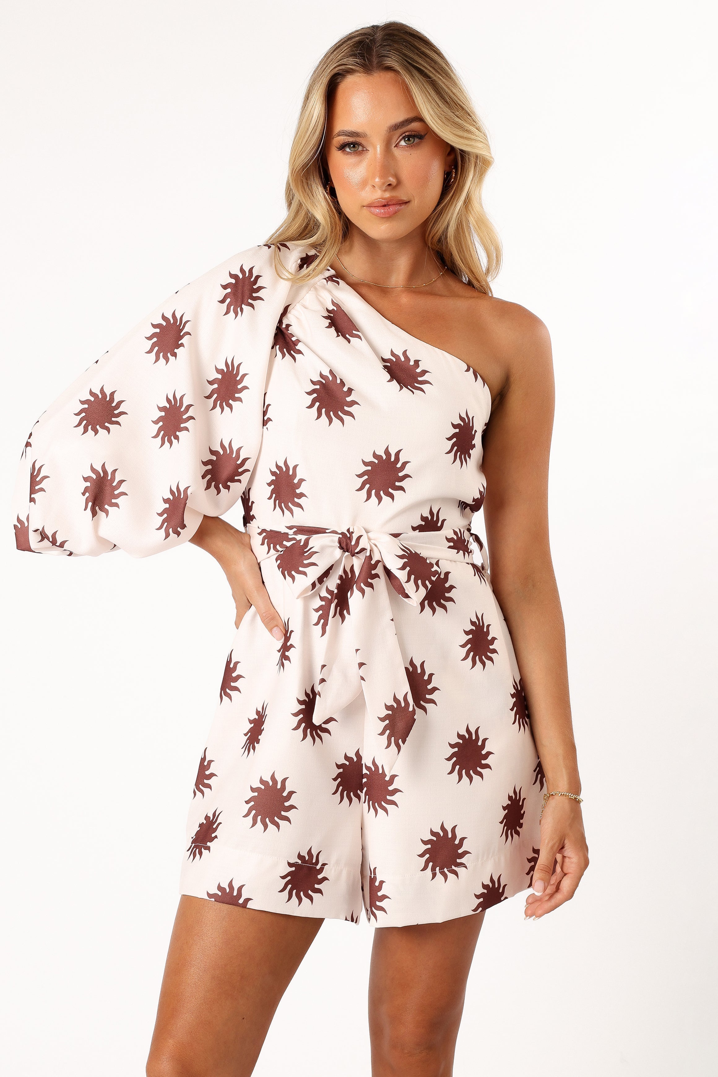 PLAYSUITS @Nara One Shoulder Playsuit - Cream (Hold for Sundial)