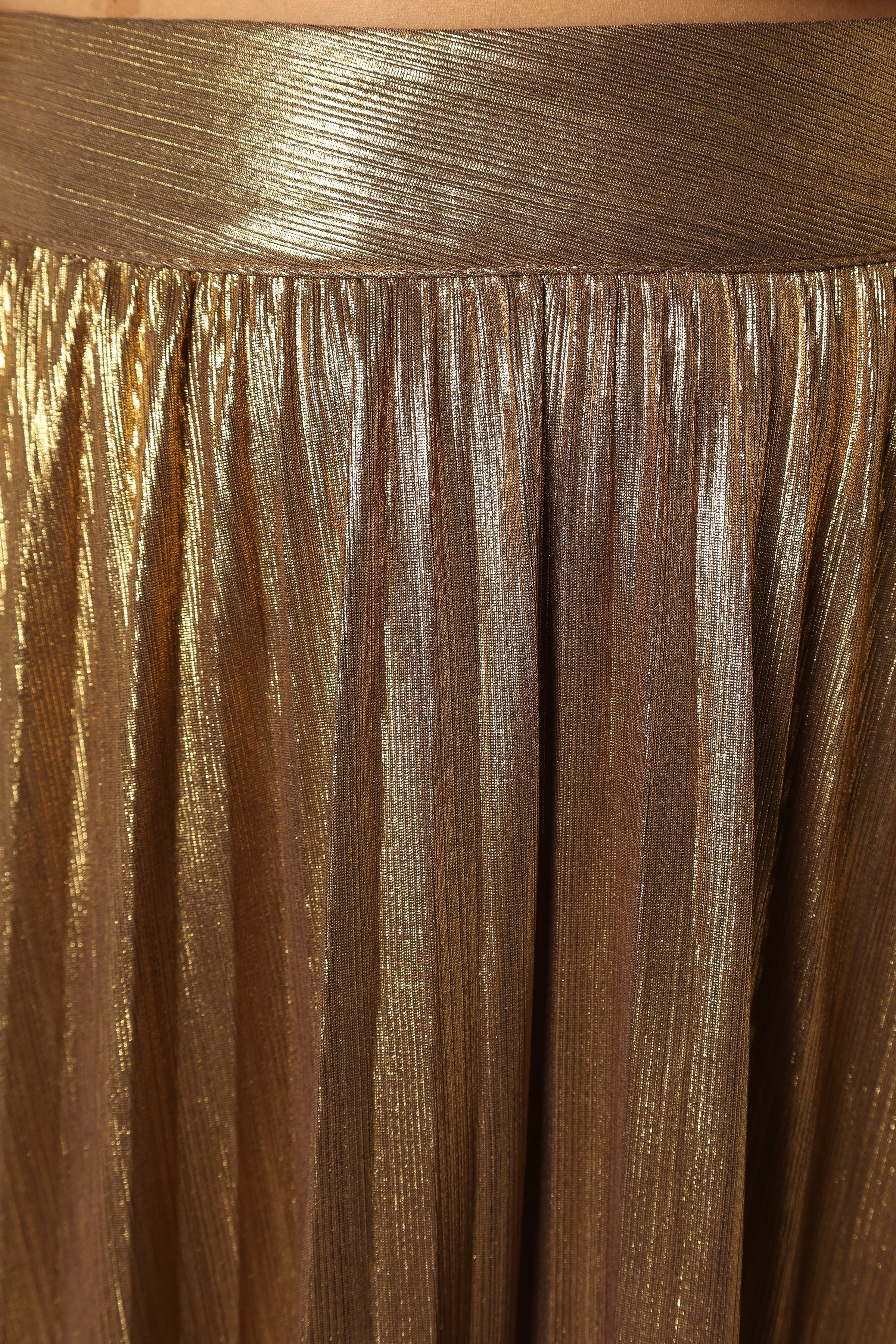 SETS @Hana Two Piece Set - Gold