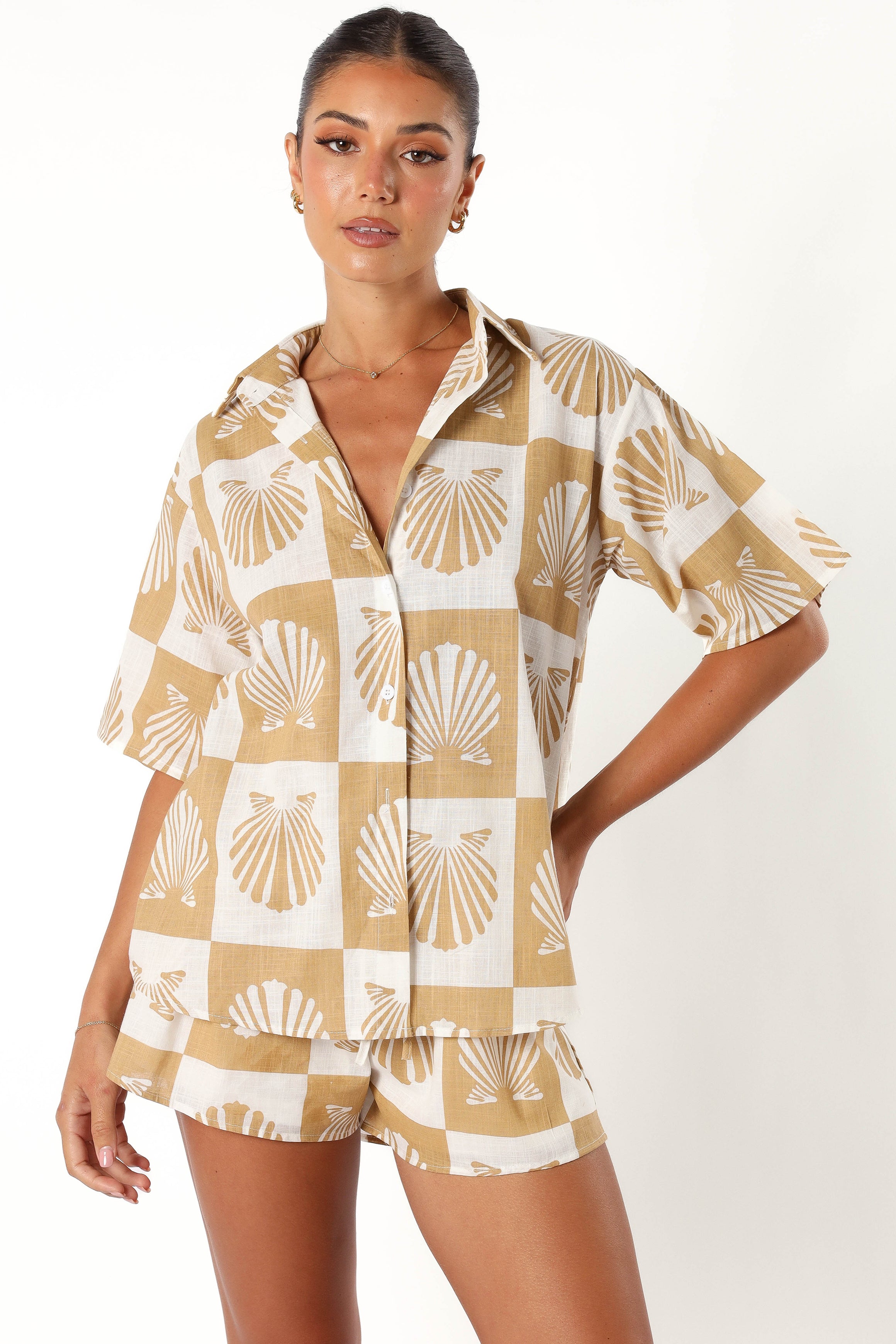 SETS @Harvey Short Set - Tan