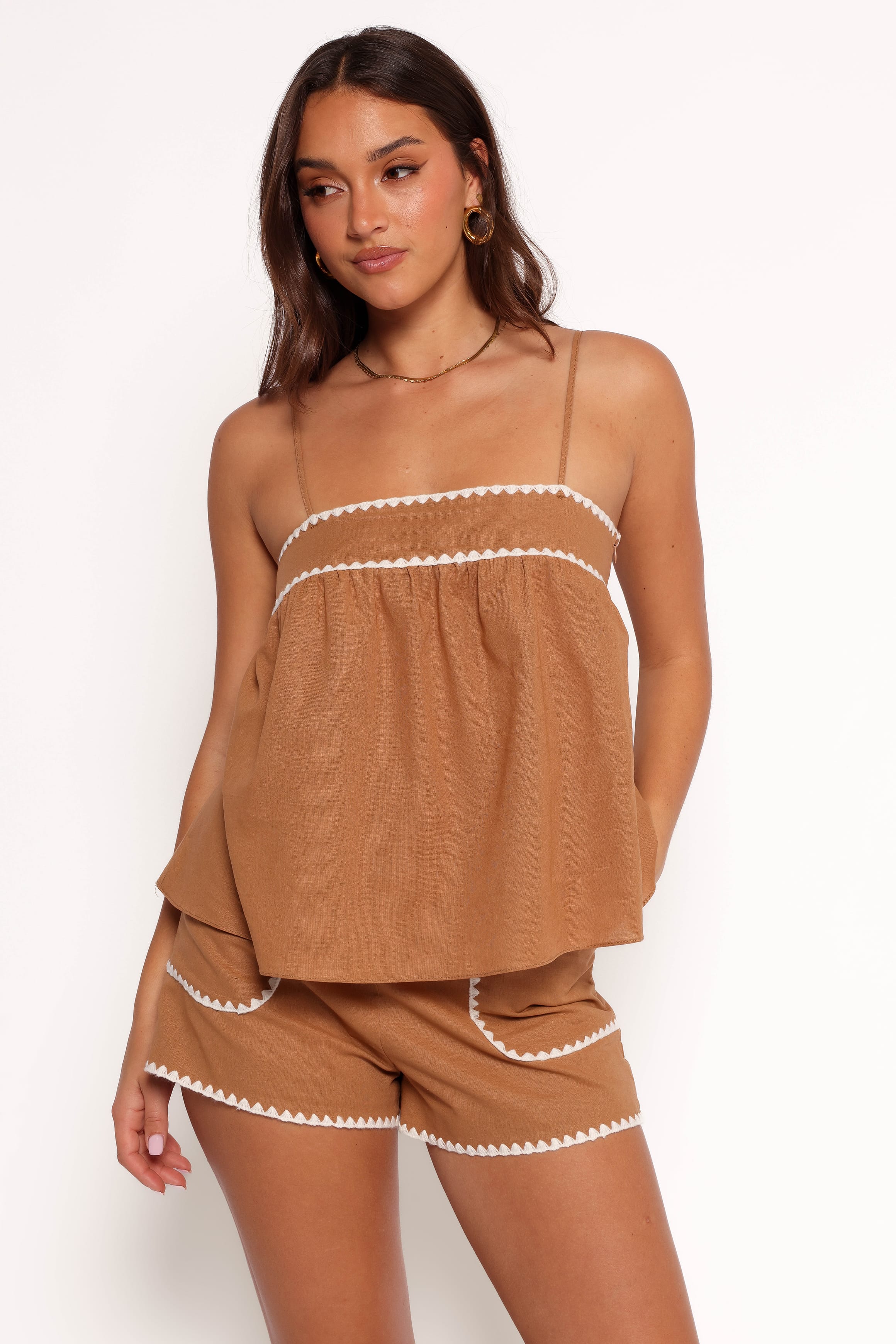 SETS Lila Short Set - Tan White
