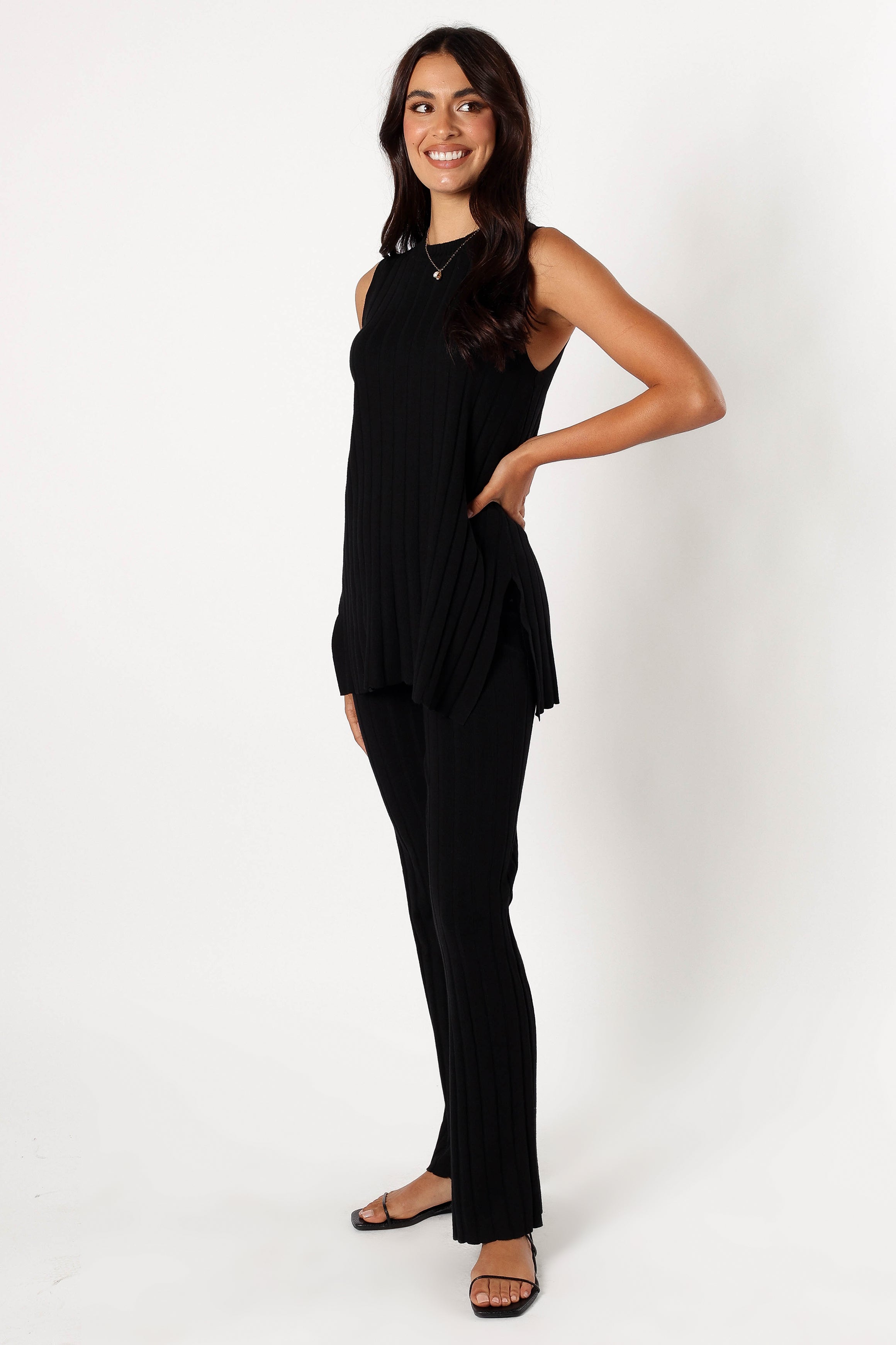 SETS @Silvie Knitted Set - Black