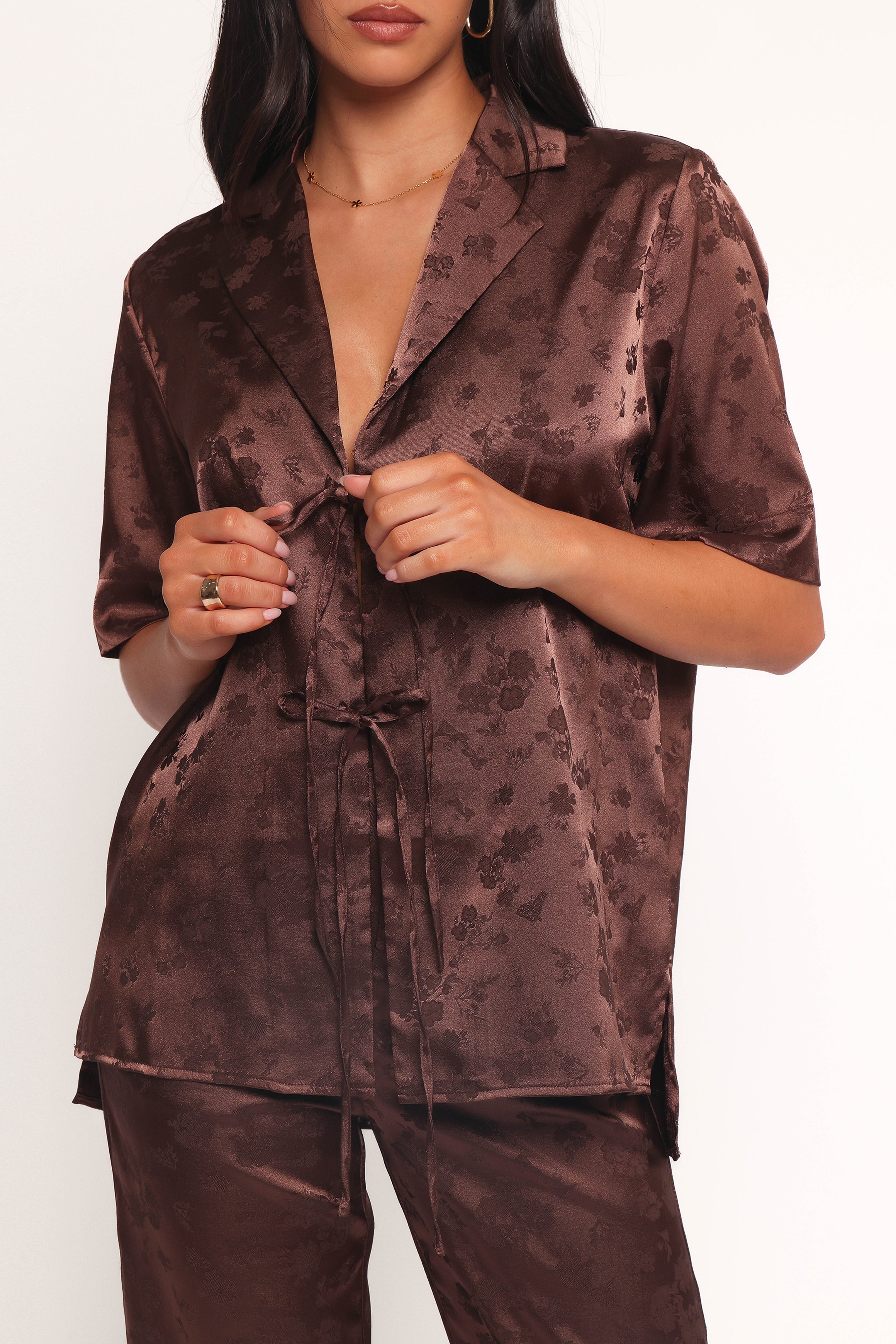 TOPS Aaliyah Satin Tie Front Top - Chocolate