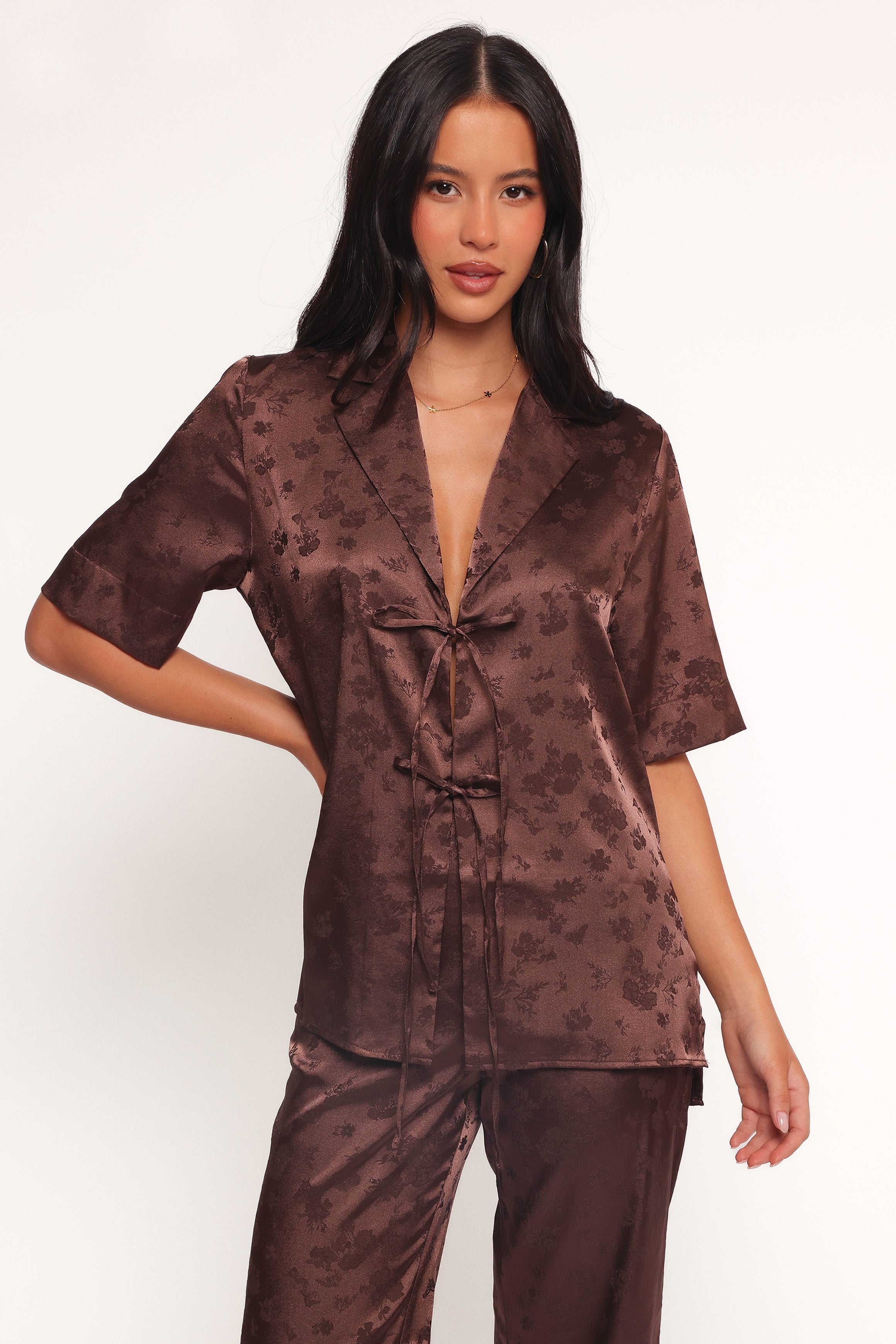 TOPS Aaliyah Satin Tie Front Top - Chocolate