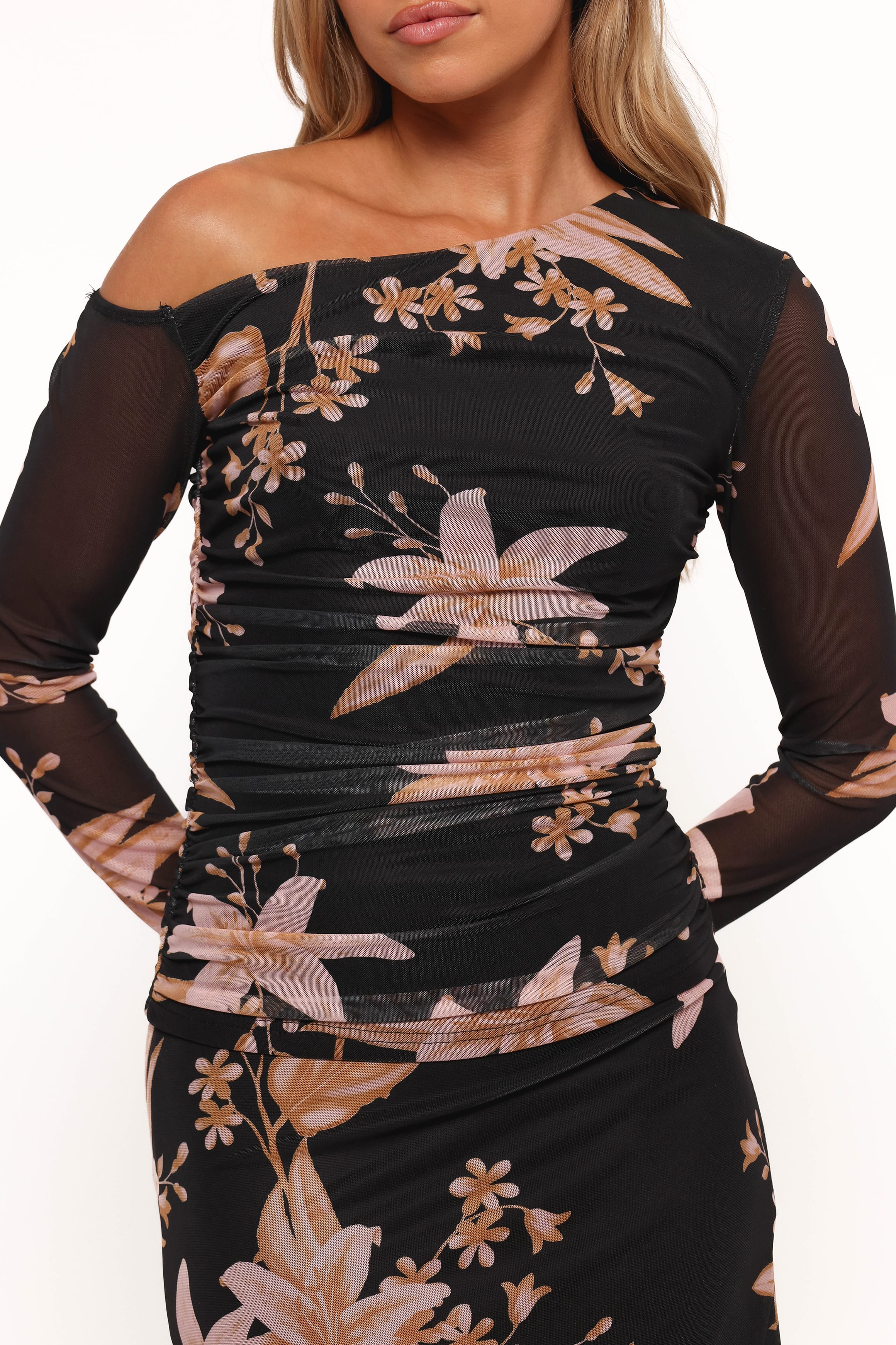 TOPS Bloise Long Sleeve Top - Black Floral