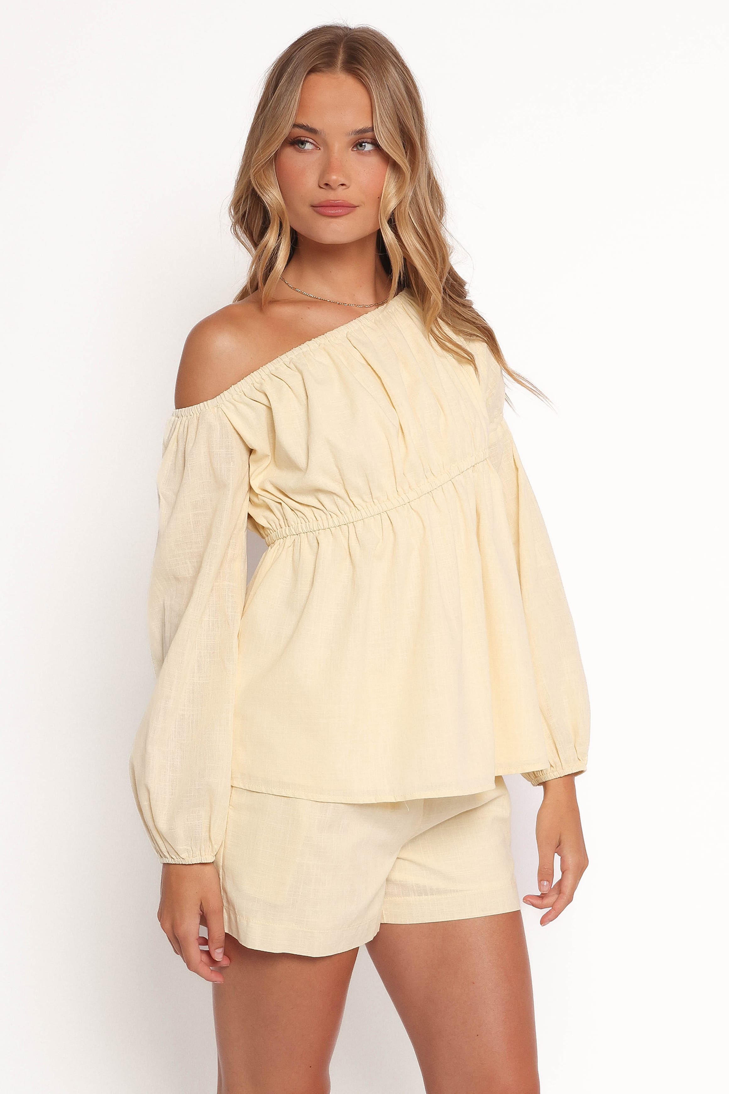 TOPS Bodhi Off Shoulder Top - Butter