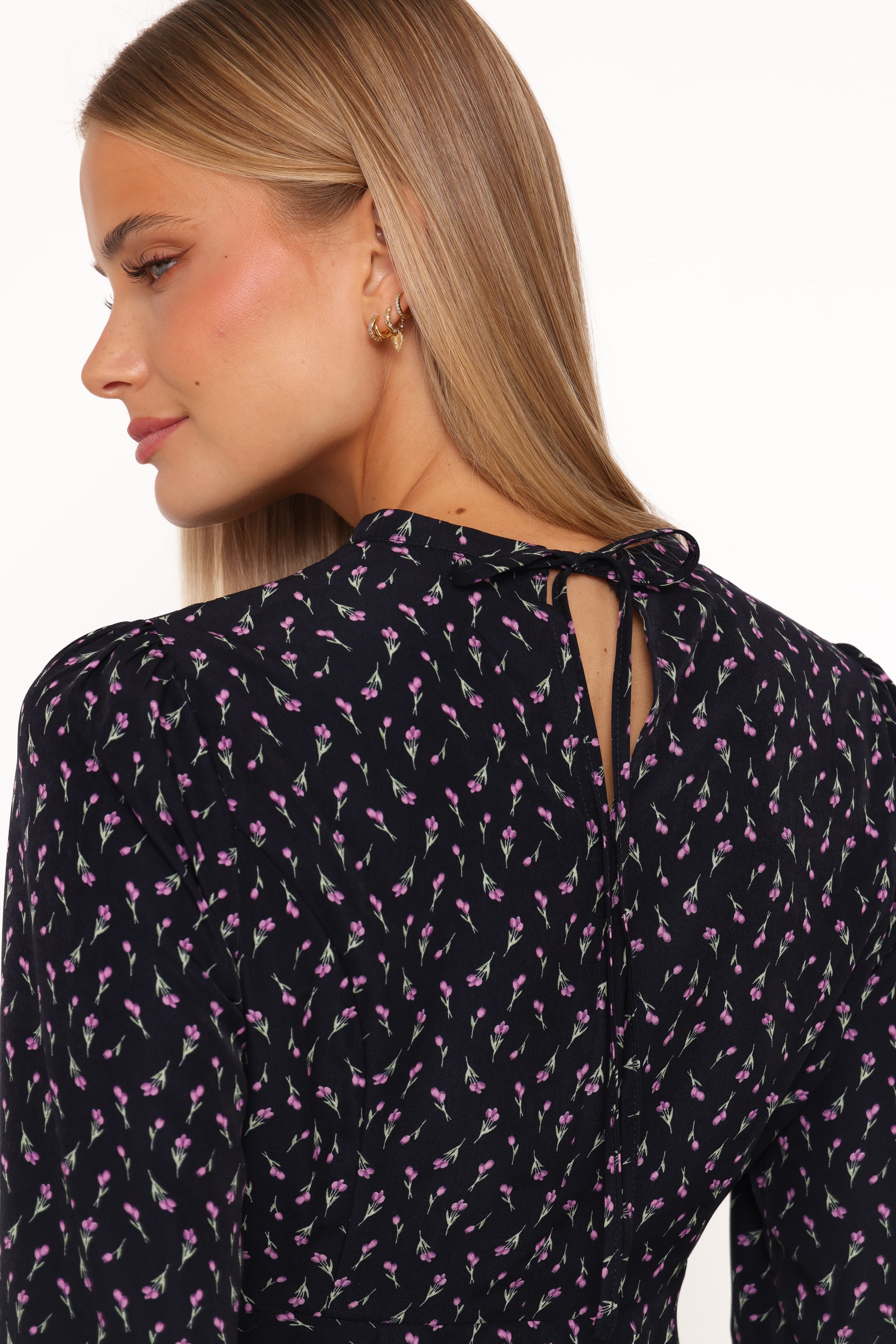 TOPS Caoimhe Lace Inset Top - Navy Tulip Floral