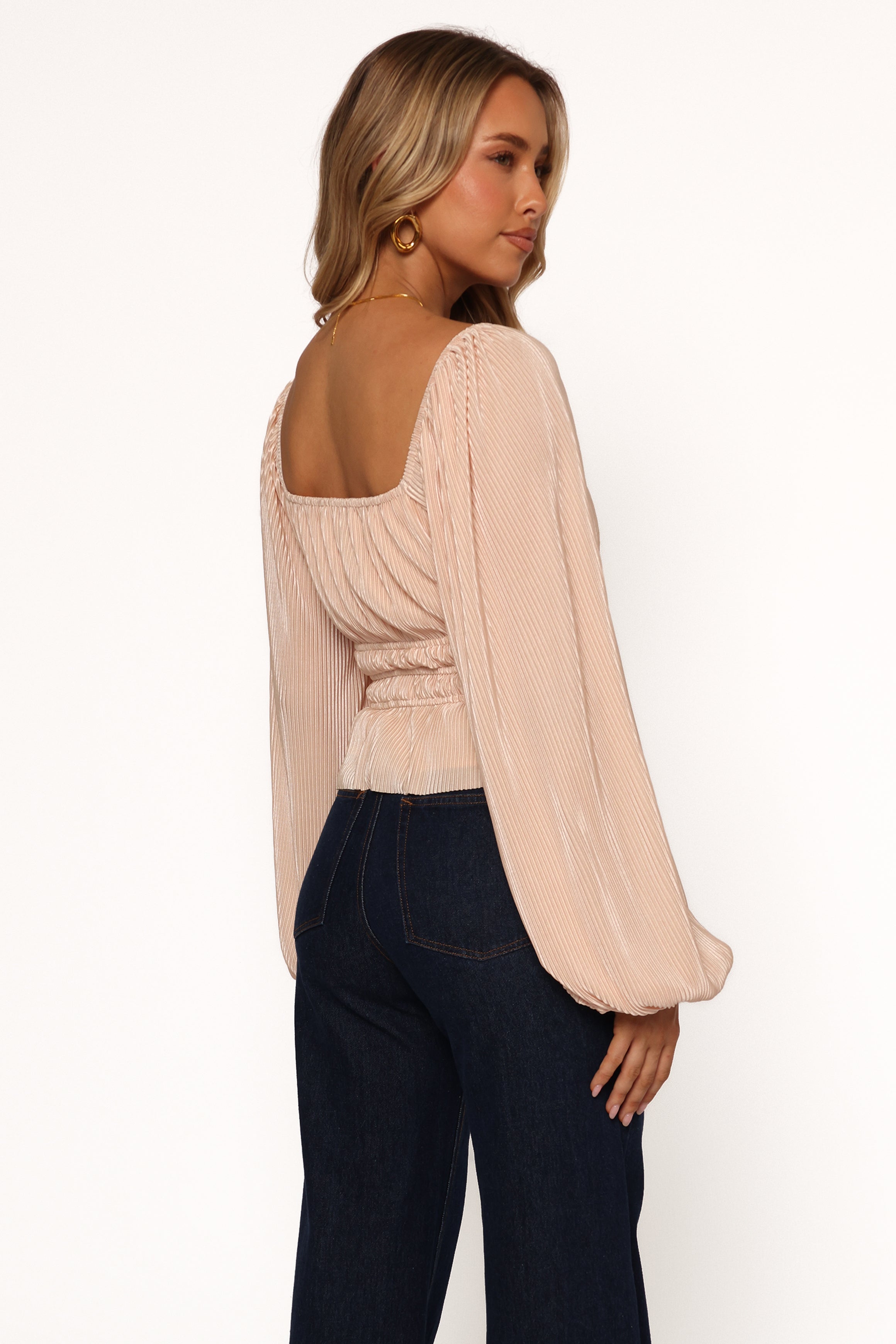 TOPS Ceppia Plisse Top - Light Peach