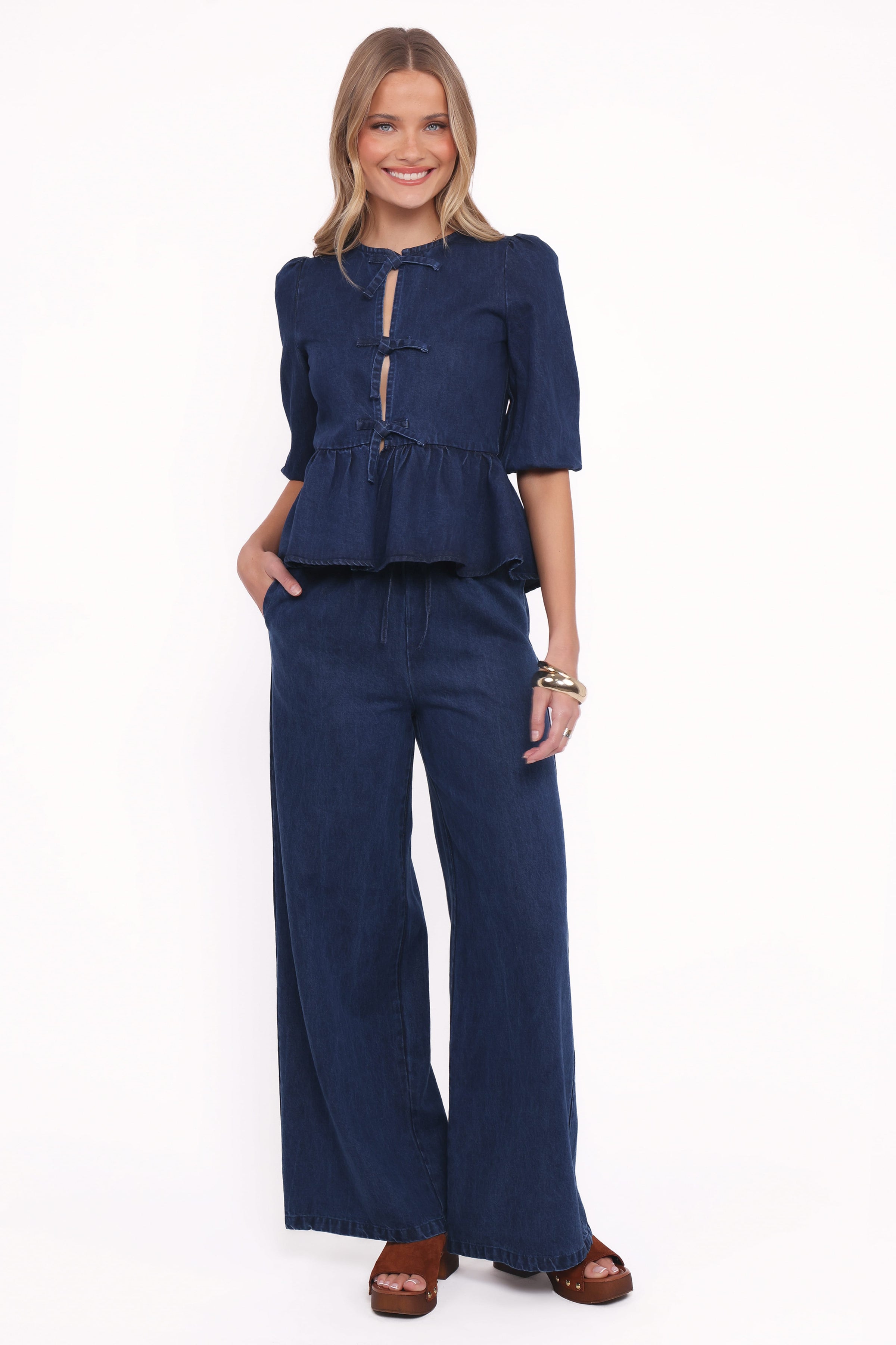 TOPS Charlotte Chambray Top - Mid Dark