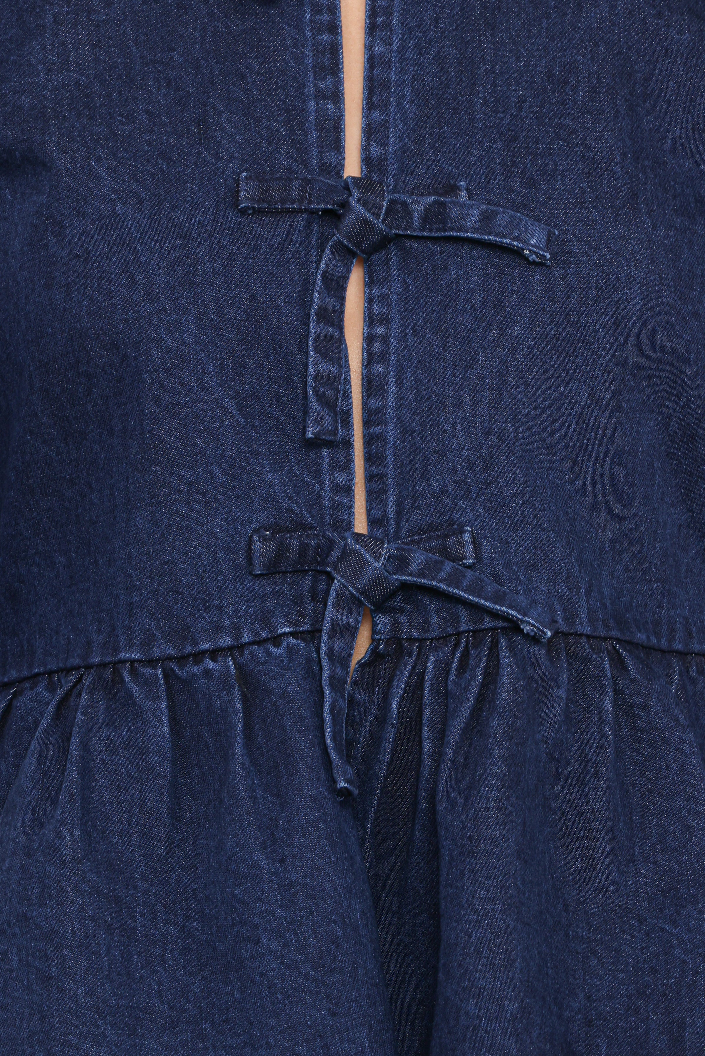 TOPS Charlotte Chambray Top - Mid Dark