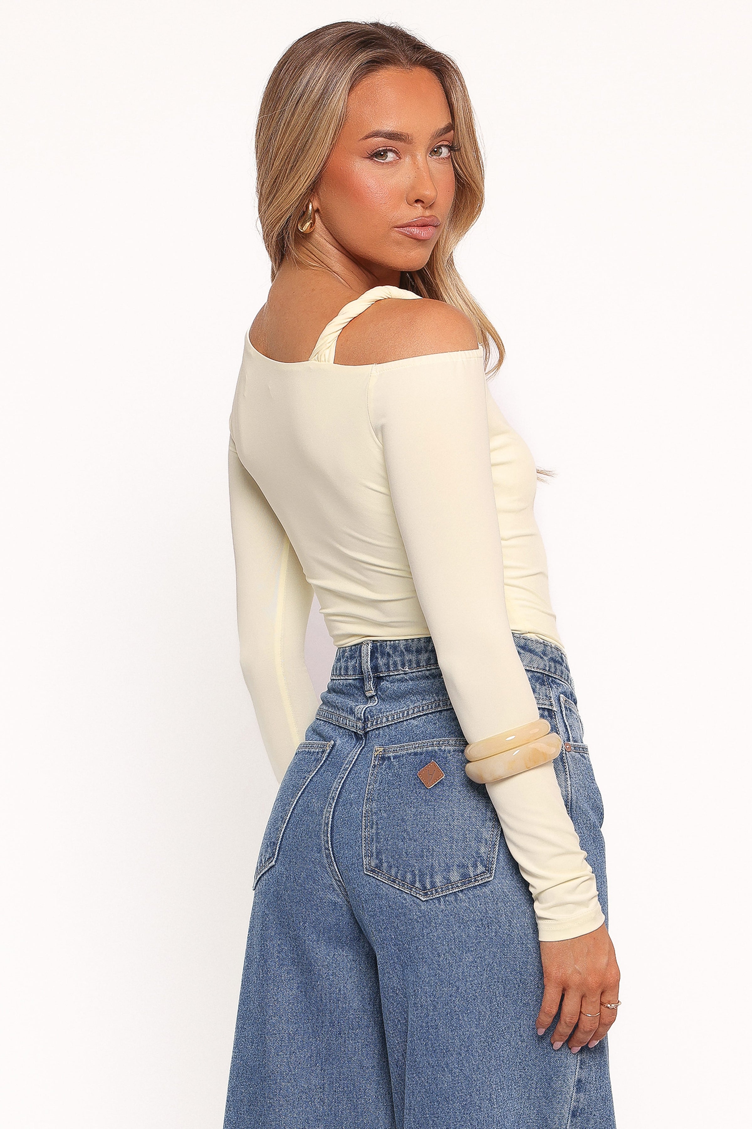 TOPS Darma Long Sleeve Top - Pale Yellow