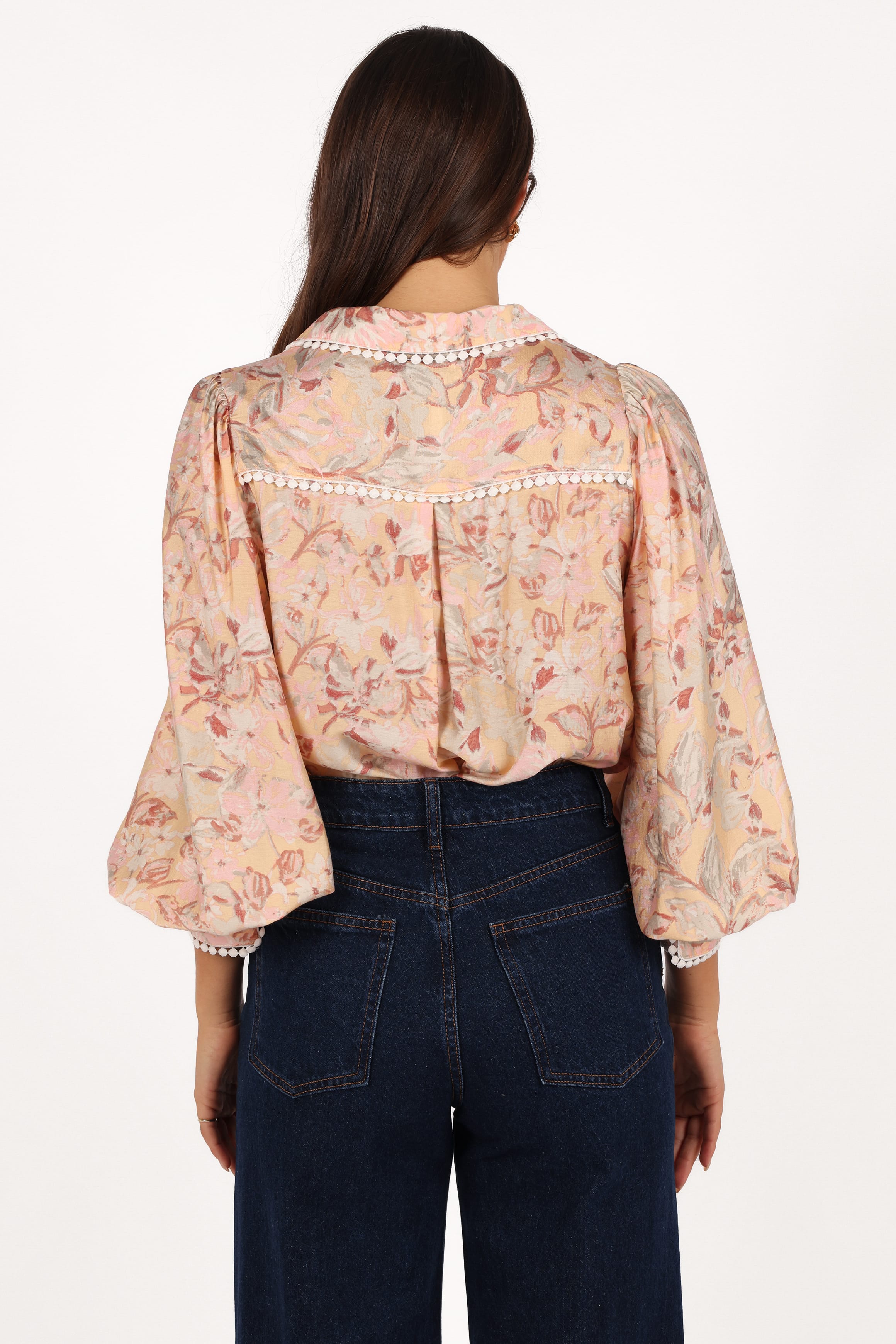 TOPS Floria Top - Beige Floral