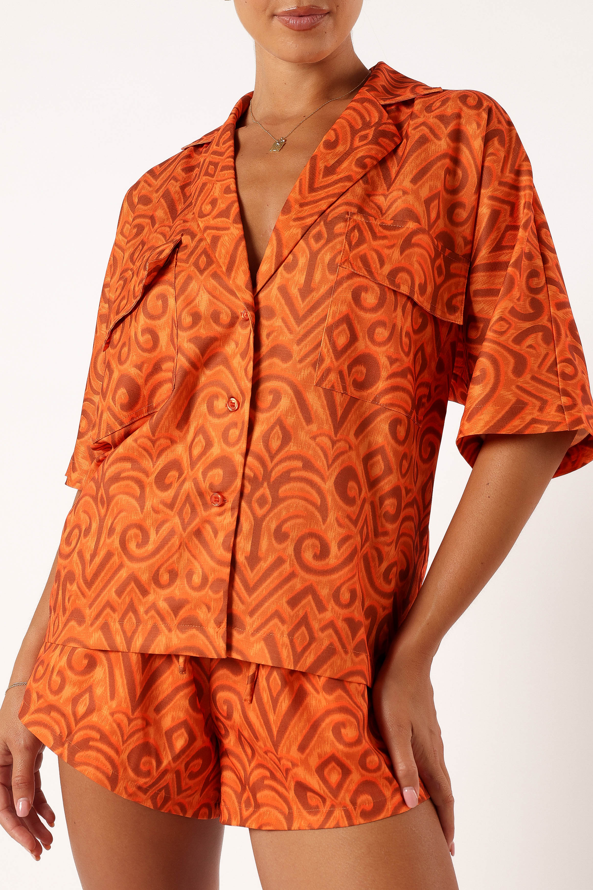 TOPS @Hakuna Shirt - Orange