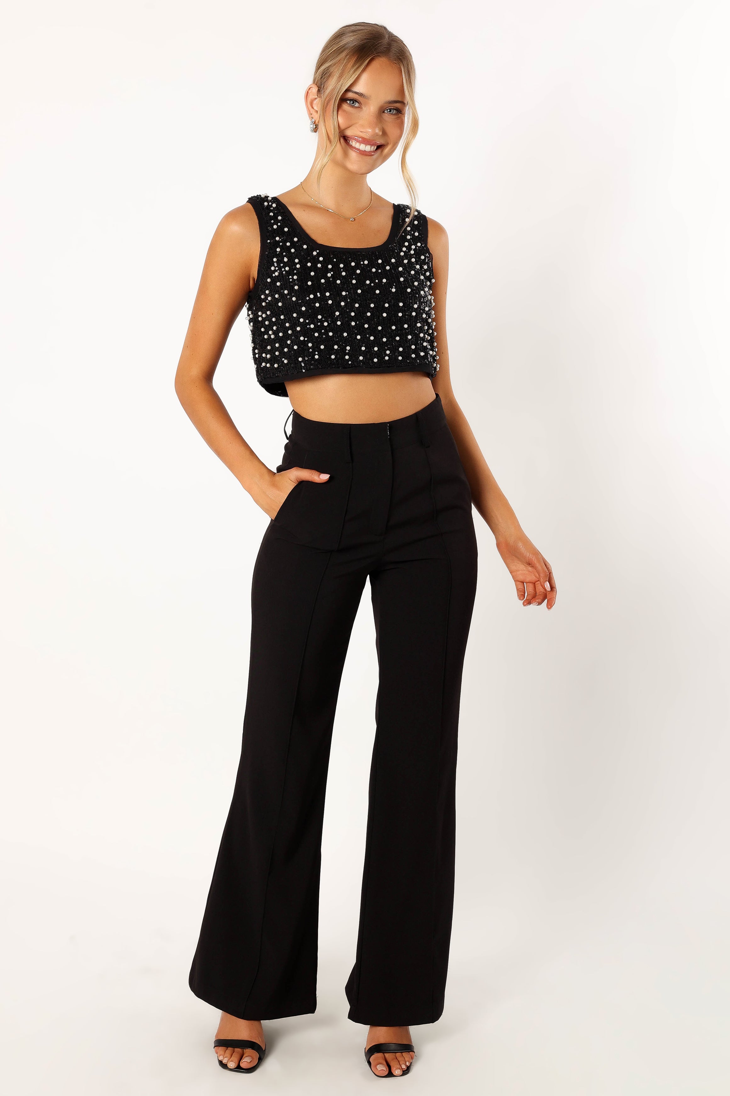 TOPS @Harley Pearl Crop Top - Black