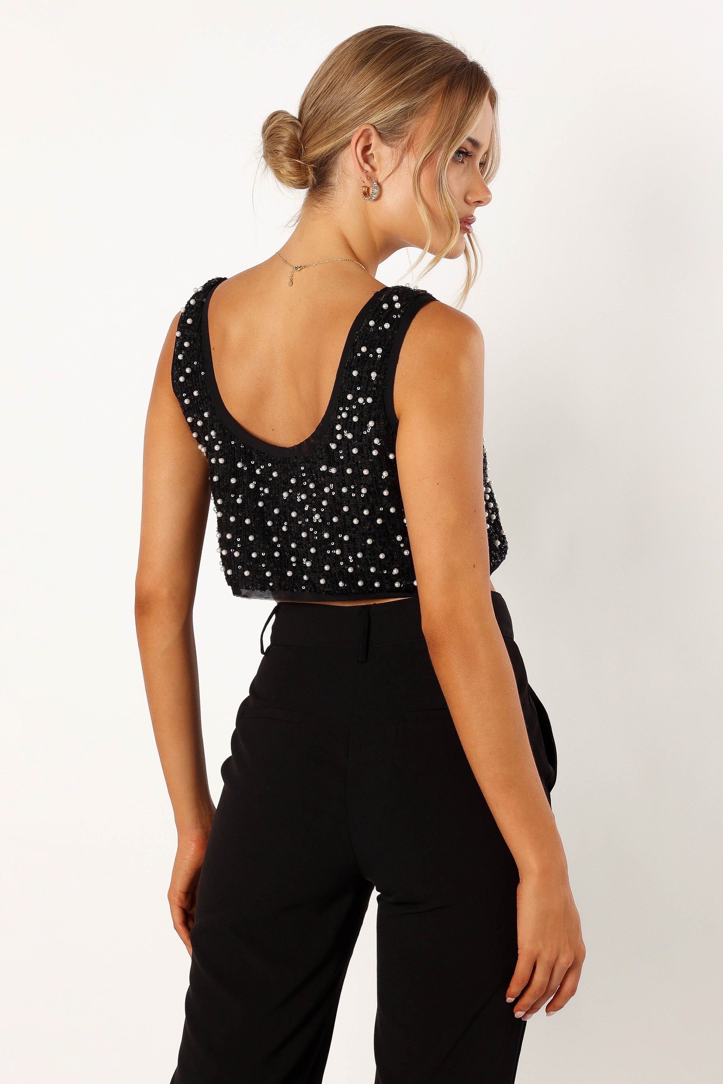 TOPS @Harley Pearl Crop Top - Black
