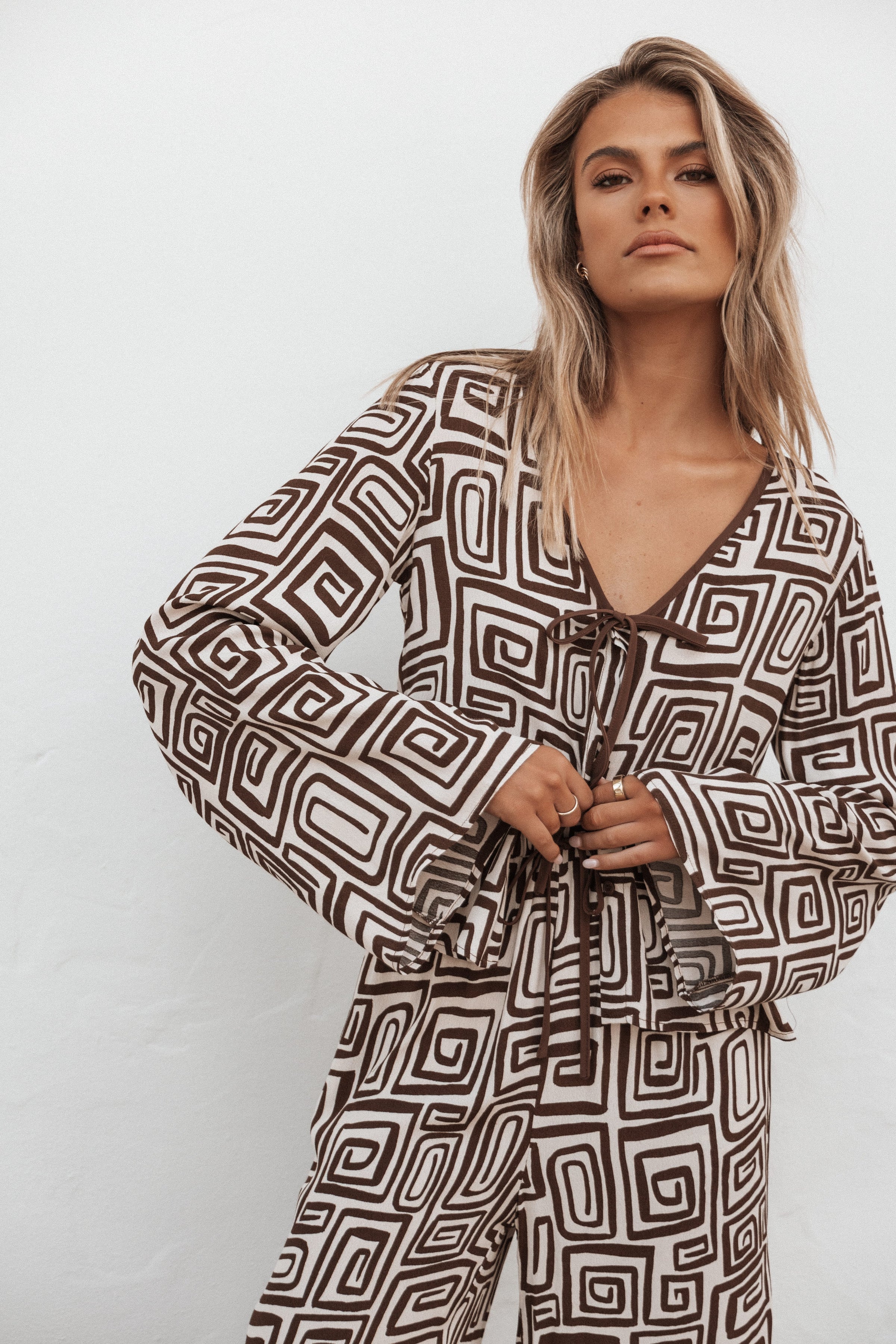 TOPS Imogen Top - Chocolate Brown Print