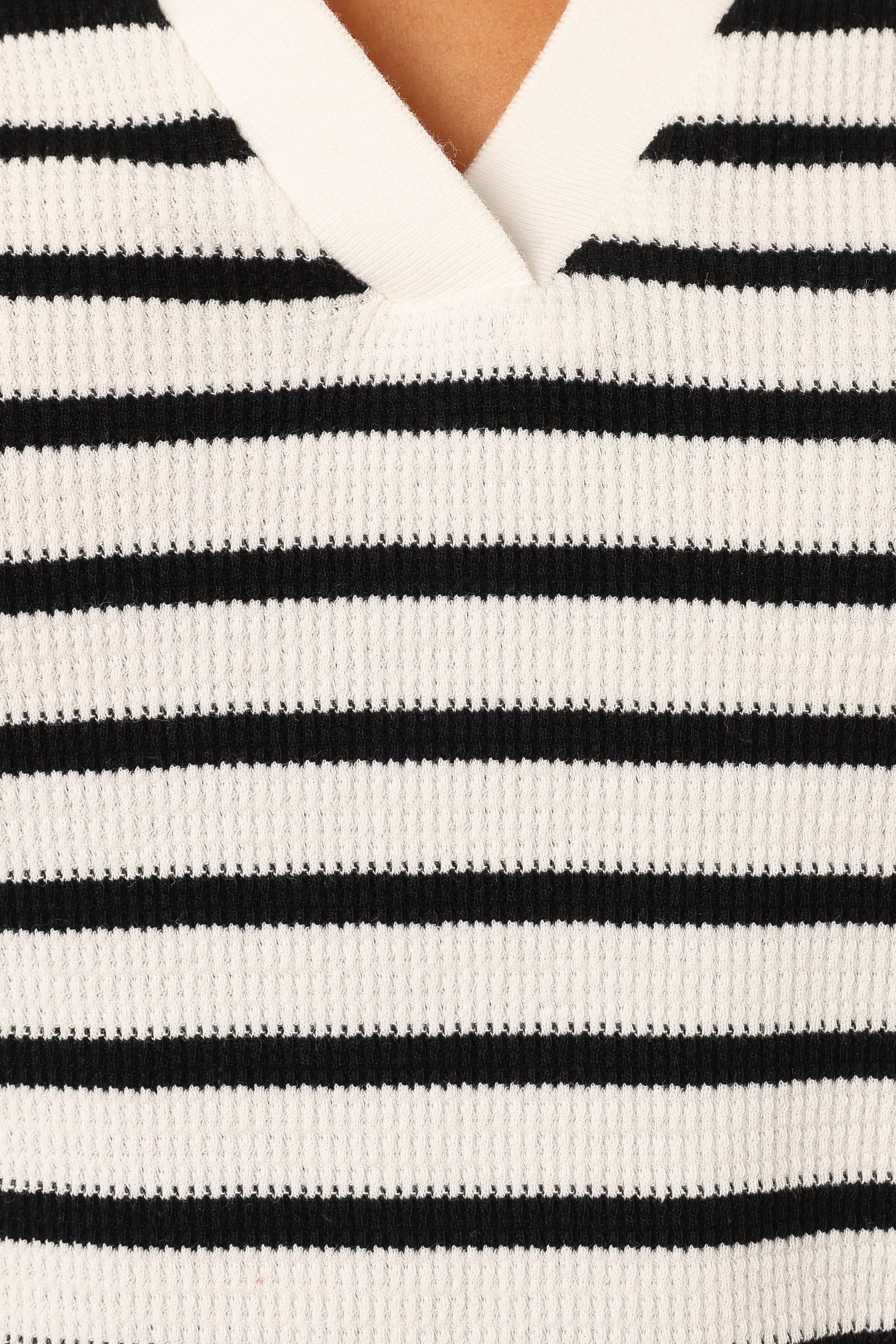 TOPS @Karola Top - White Black