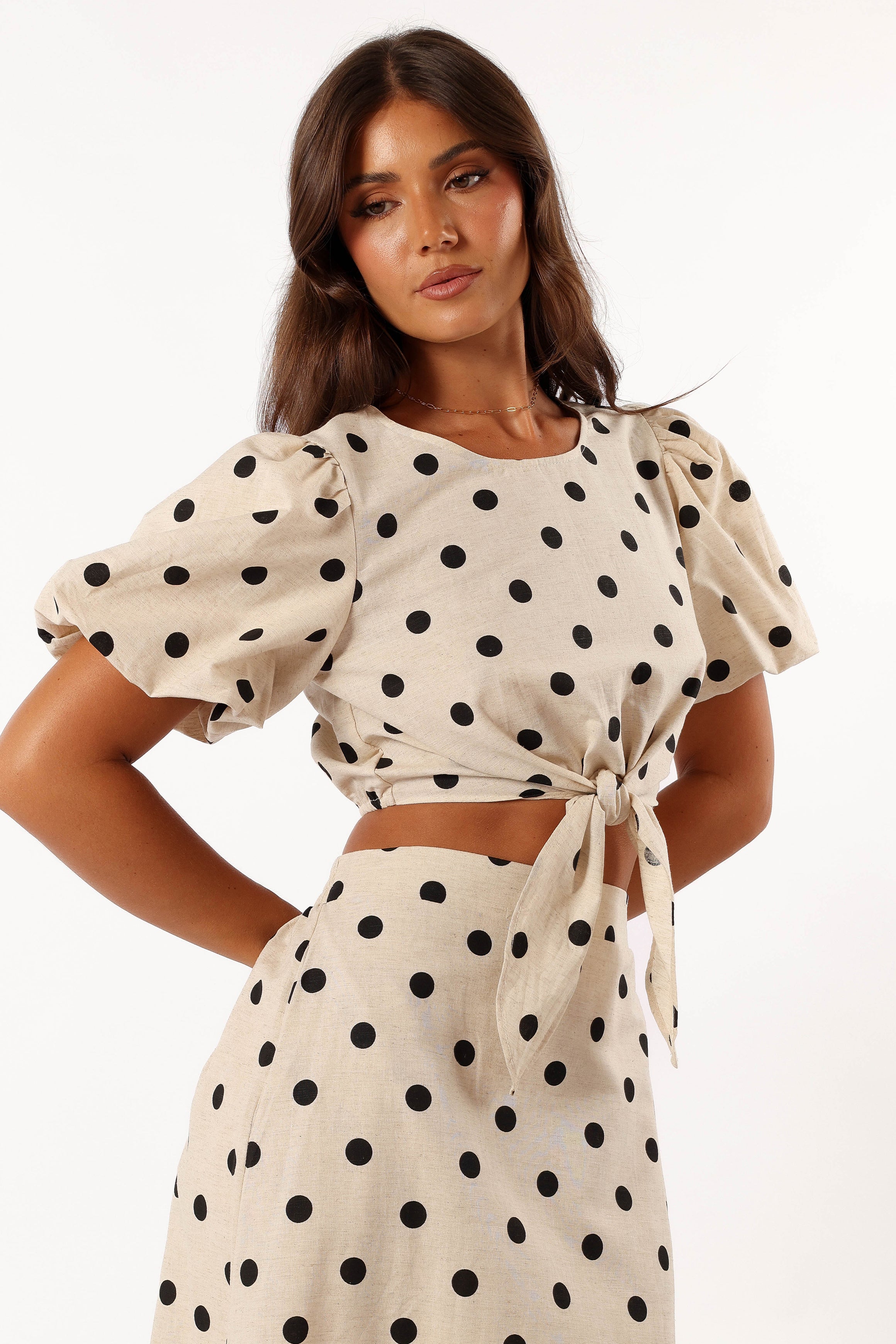 TOPS @Kelce Top - Beige