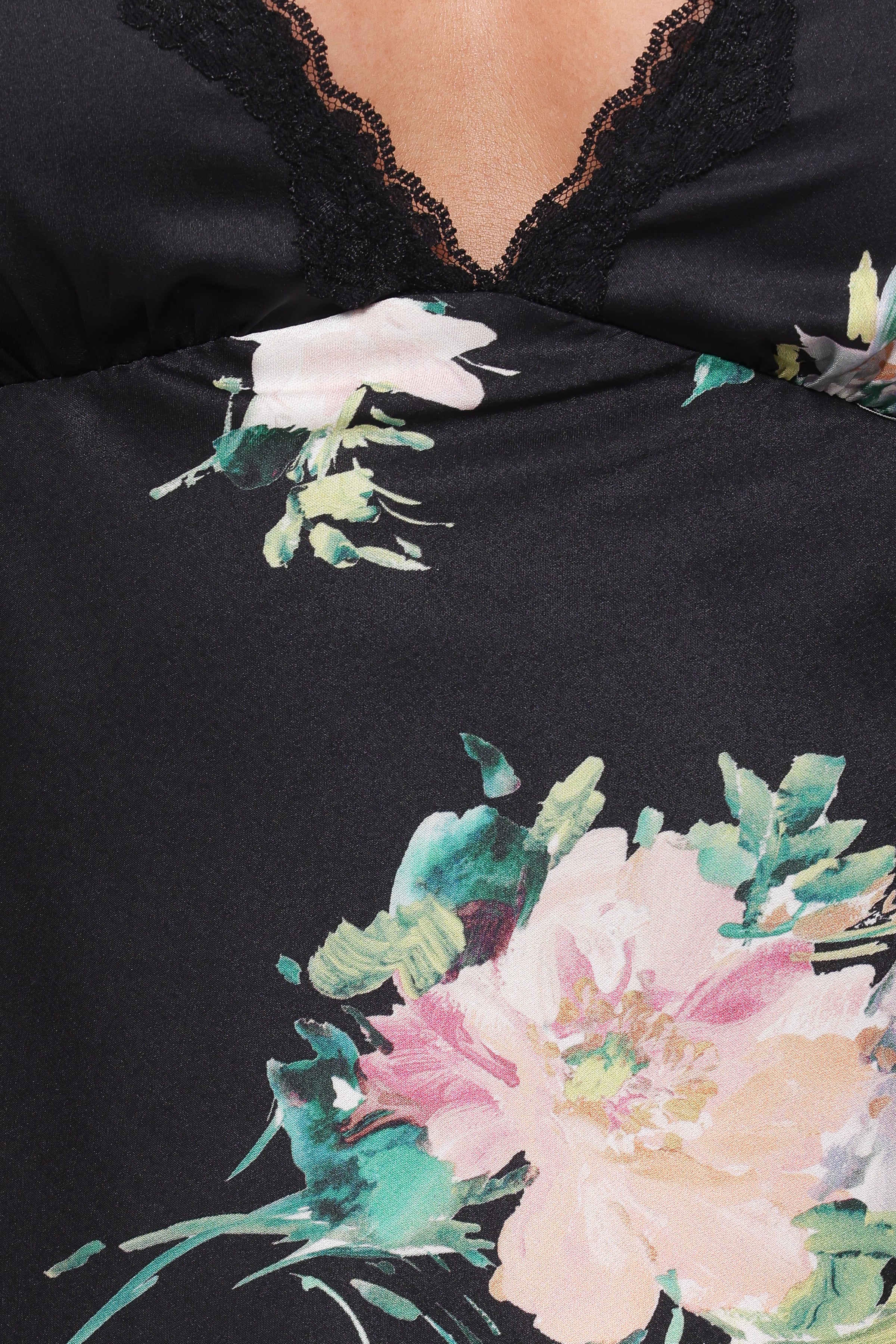 TOPS Kelso Top - Black Floral