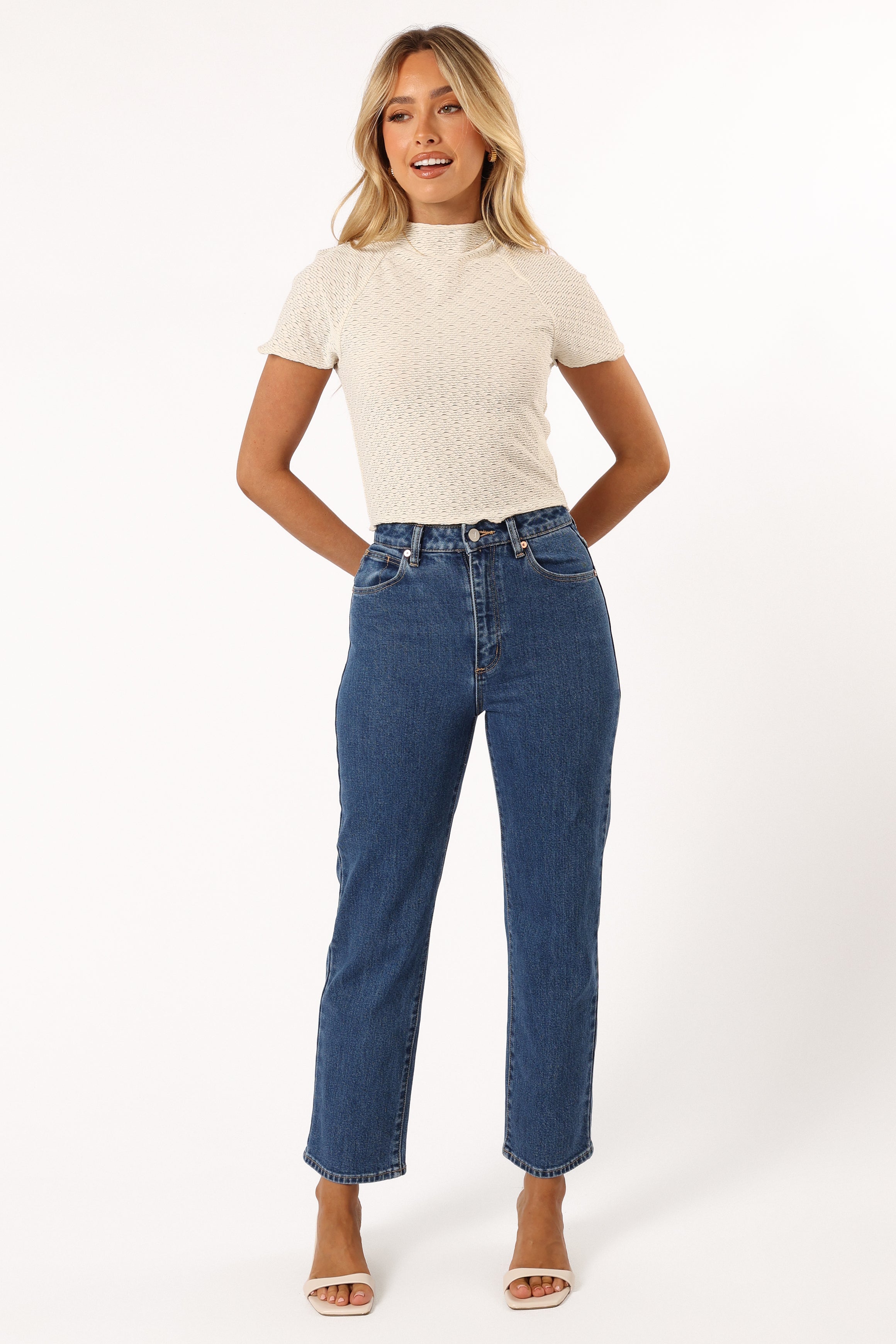 TOPS @Laina Short Sleeve Top - Pearl