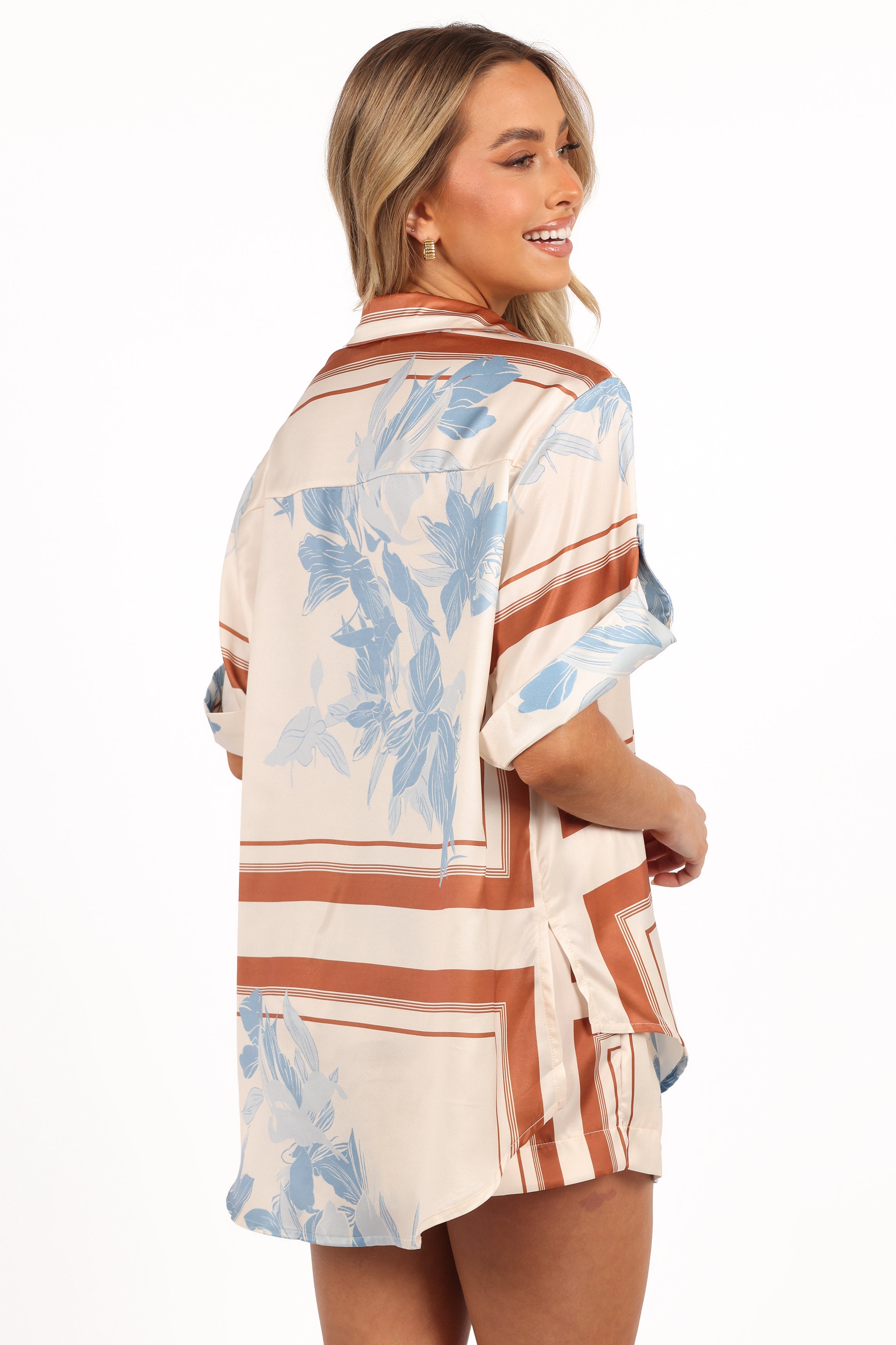 TOPS Lara Shirt - Pale Blue Print