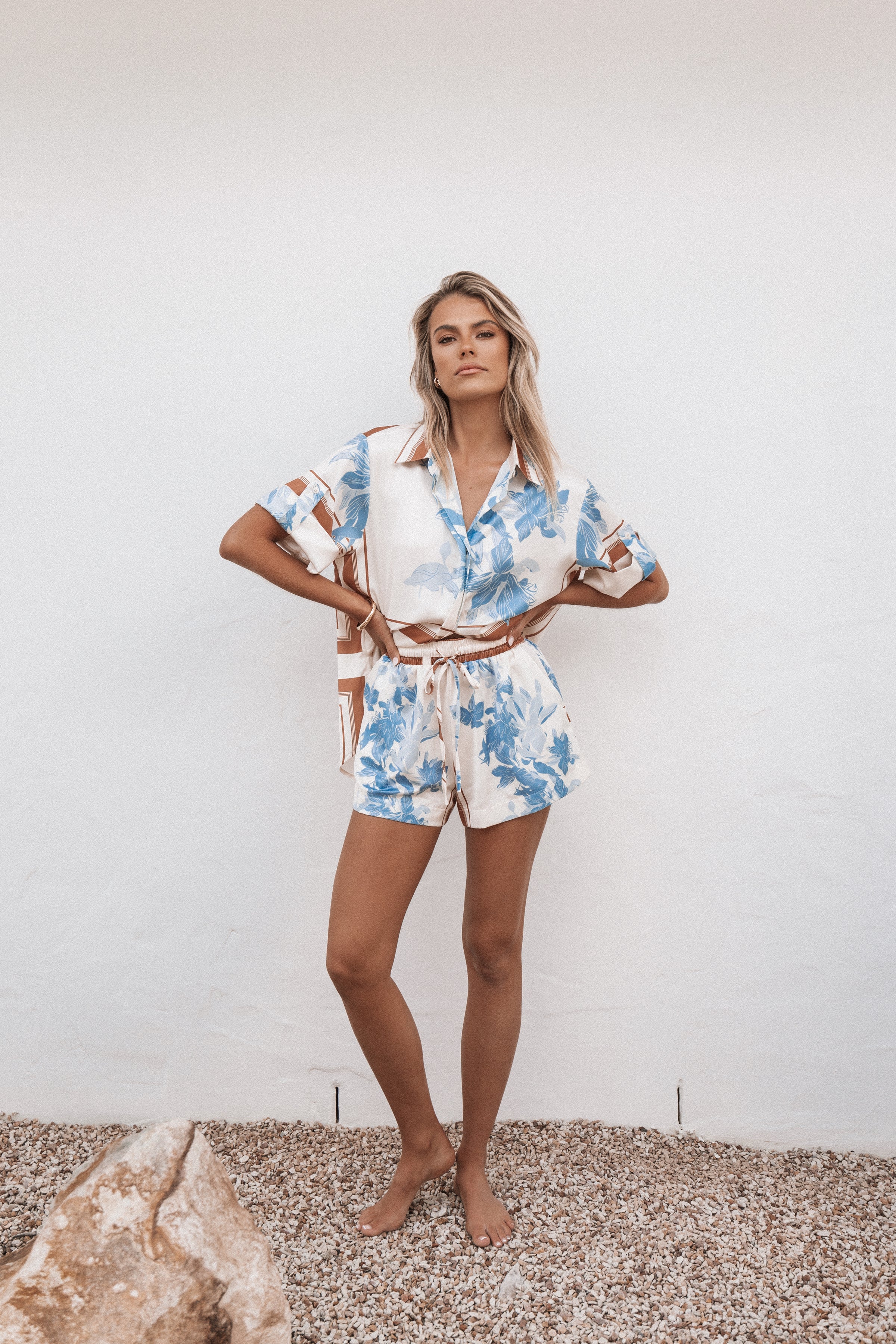 TOPS Lara Shirt - Pale Blue Print