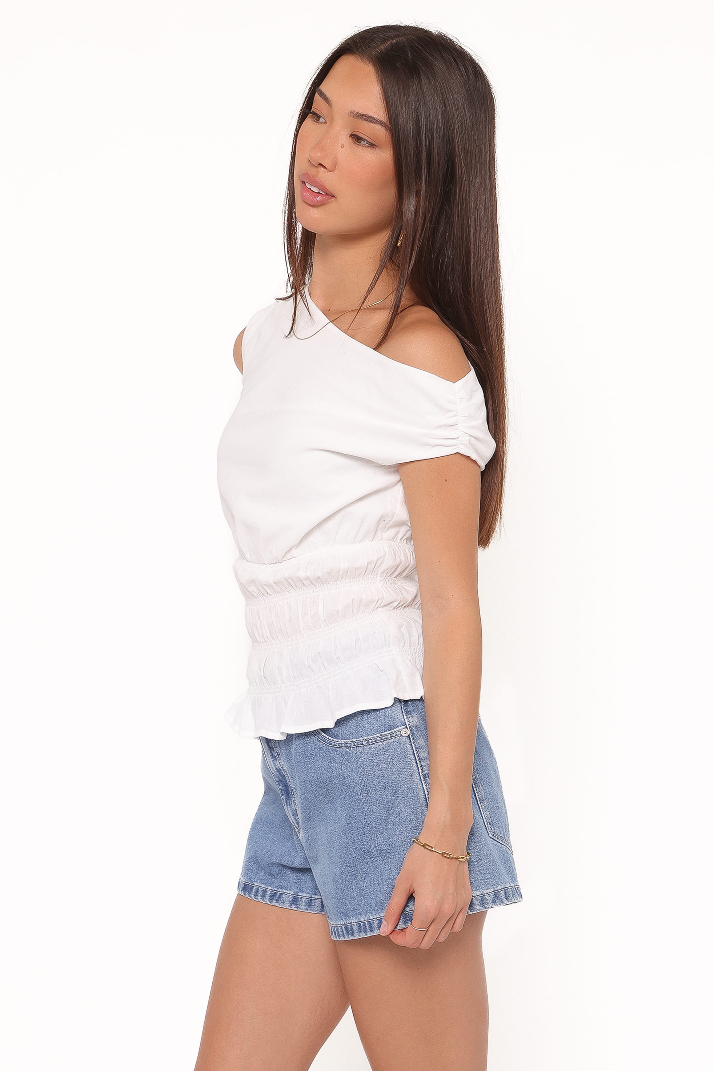 TOPS Lia Off Shoulder Top - Ivory