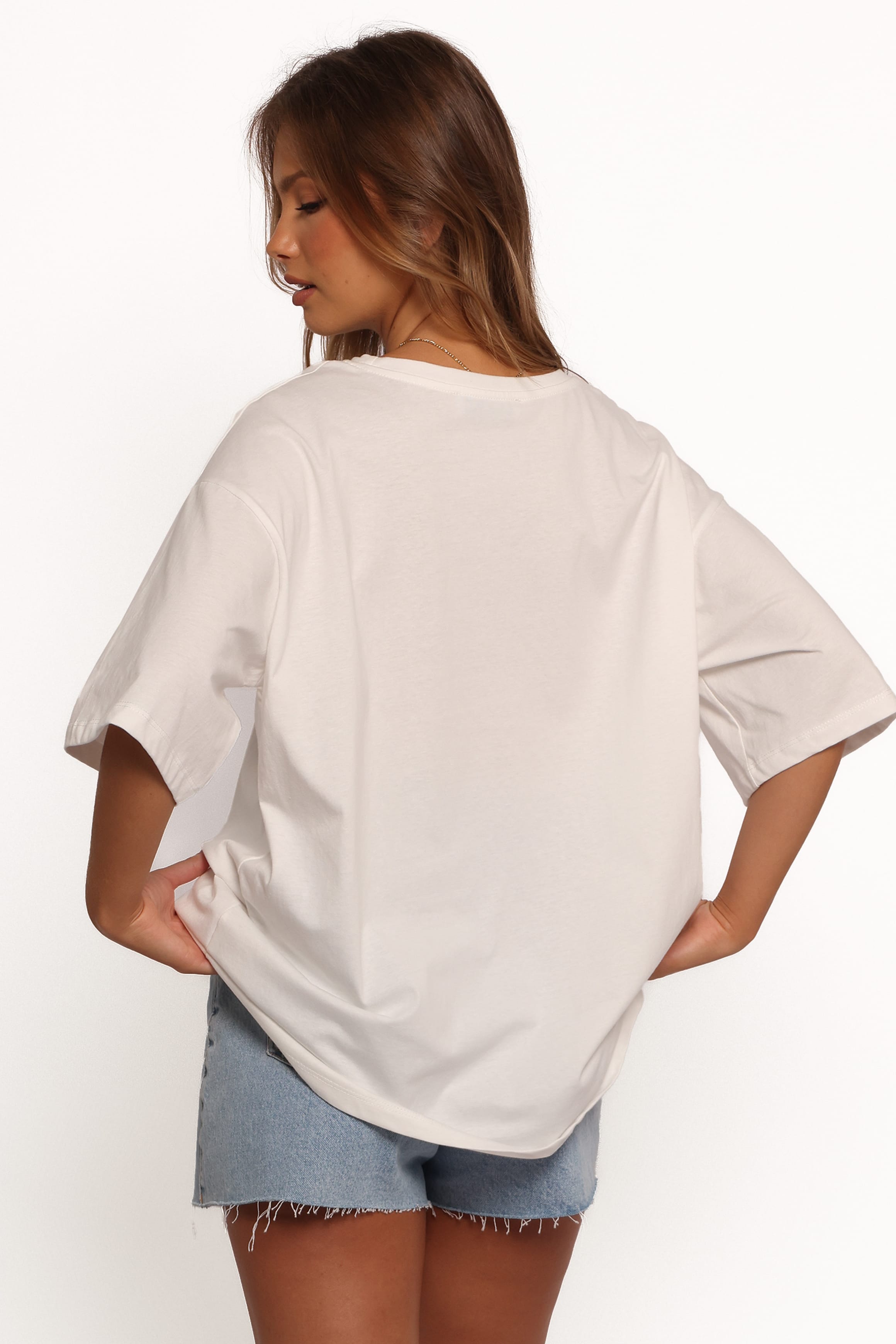 TOPS Loa Graphic Tee - White