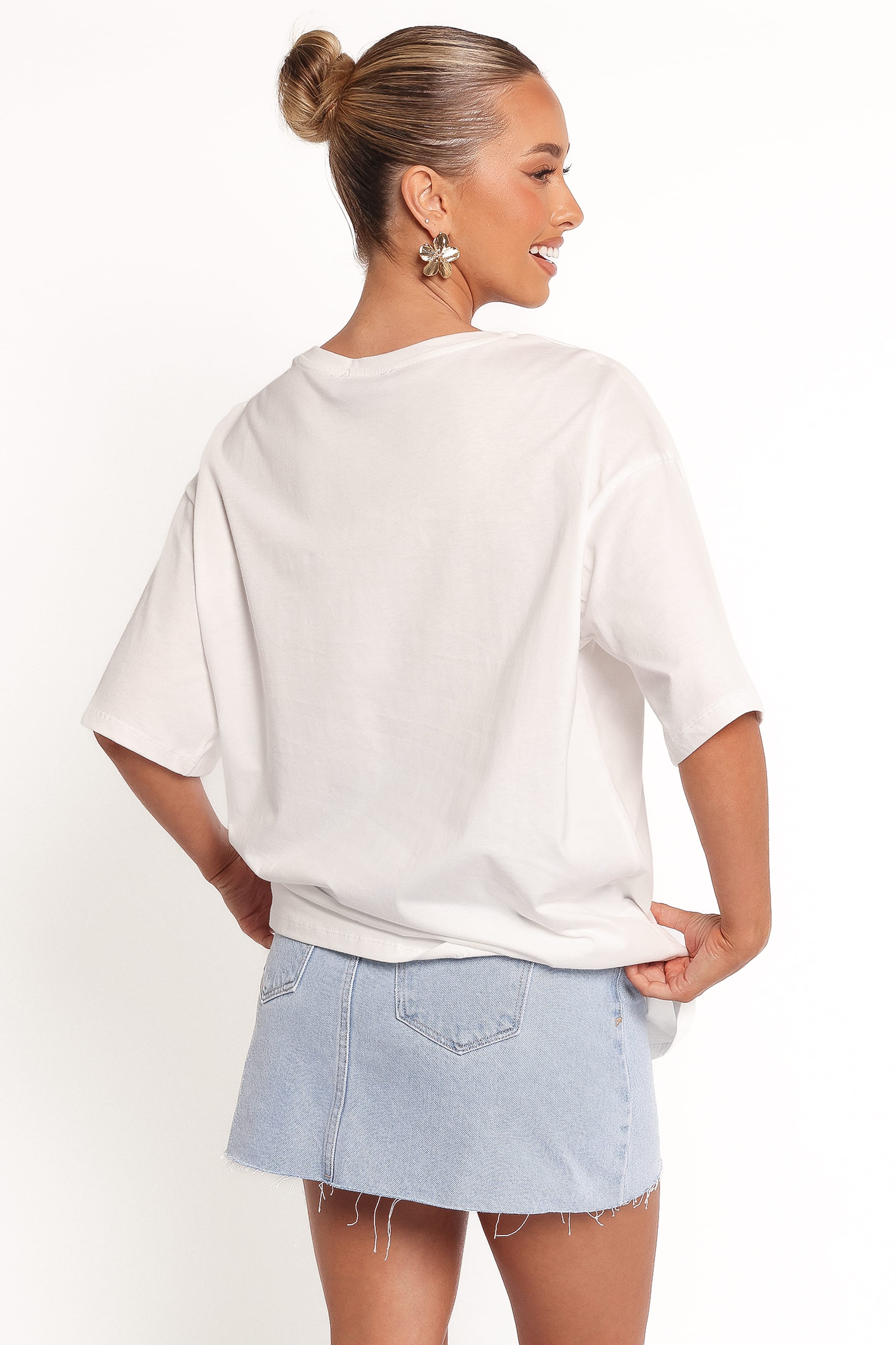 TOPS Mia Graphic Tee - Paradiso